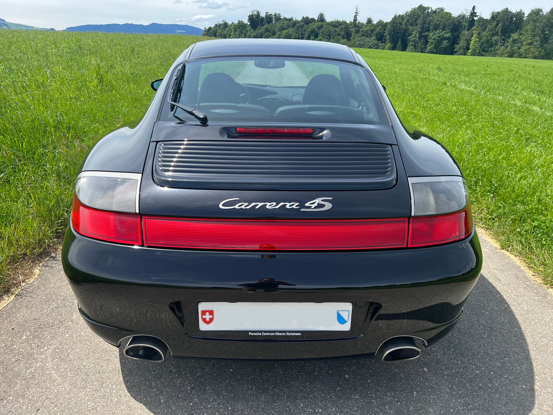 PORSCHE 911 Carrera 4 S-image-3