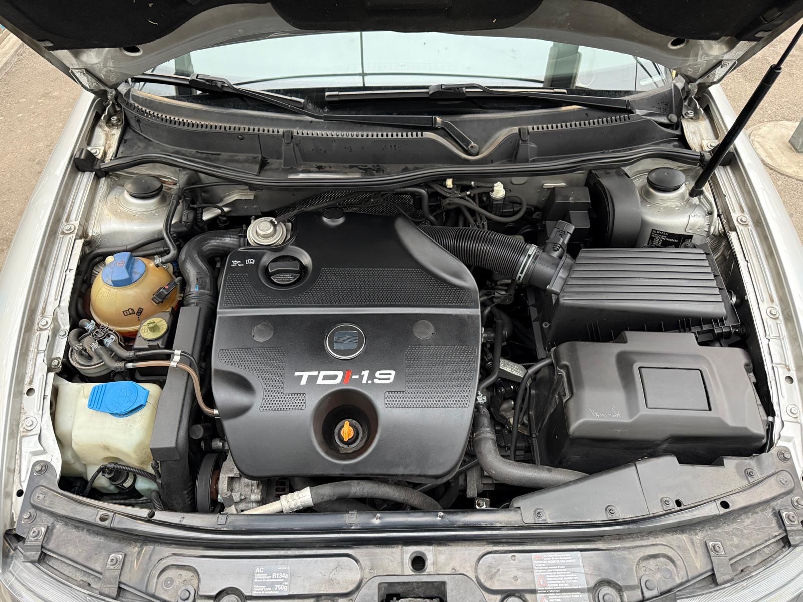 SEAT Toledo 1.9 TDI Signum-image-14