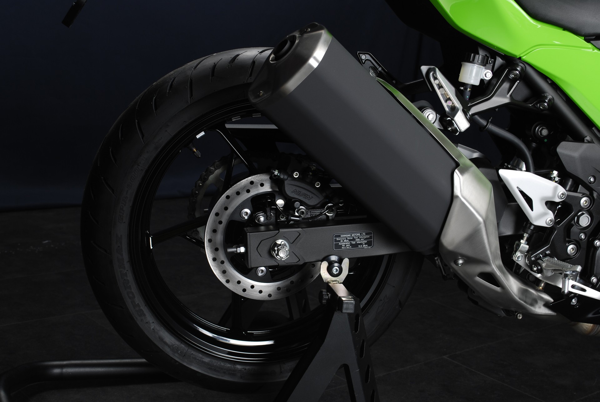 KAWASAKI Ninja 500 SE MY26-showroom-element-1
