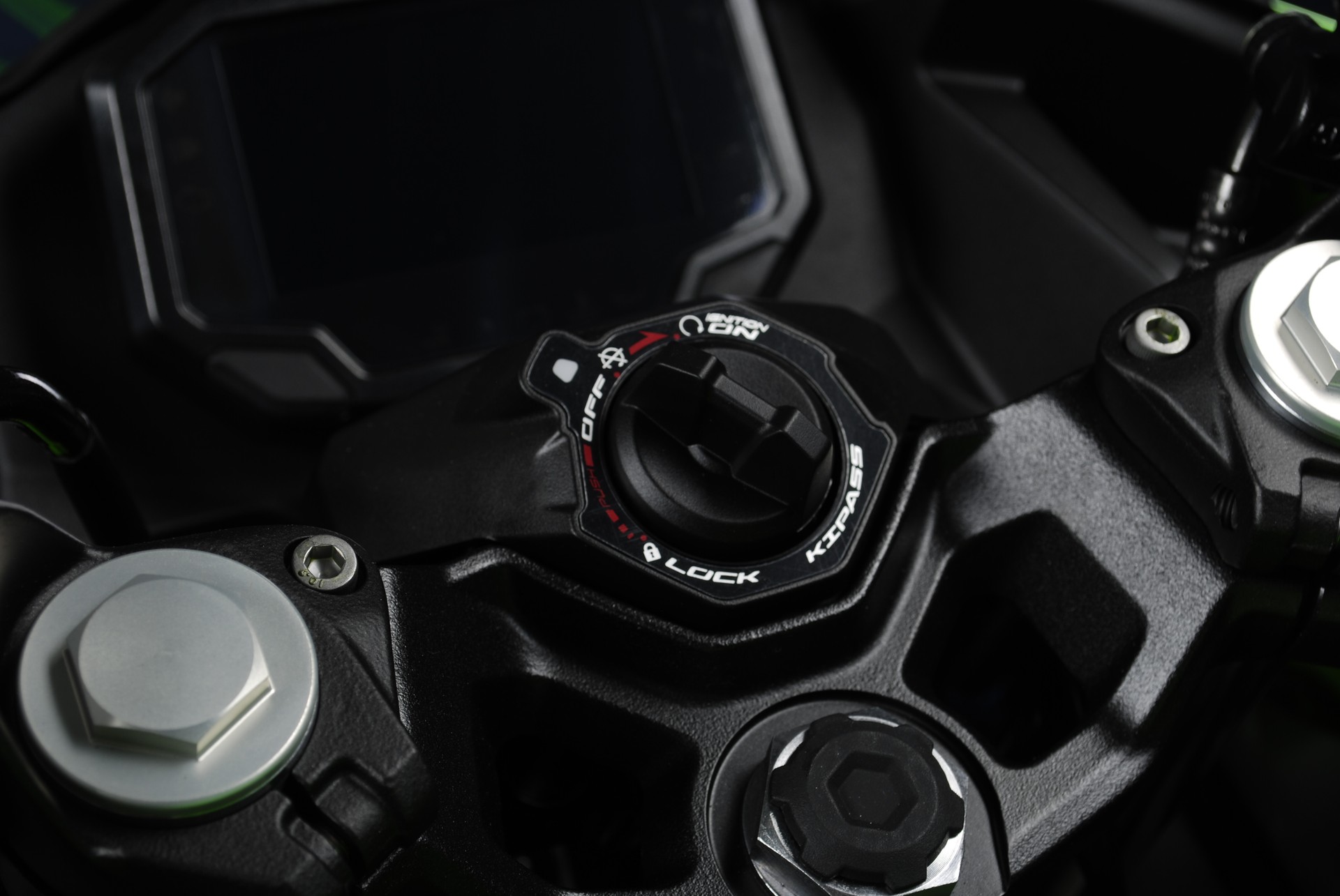 KAWASAKI Ninja 500 SE MY26-image-13