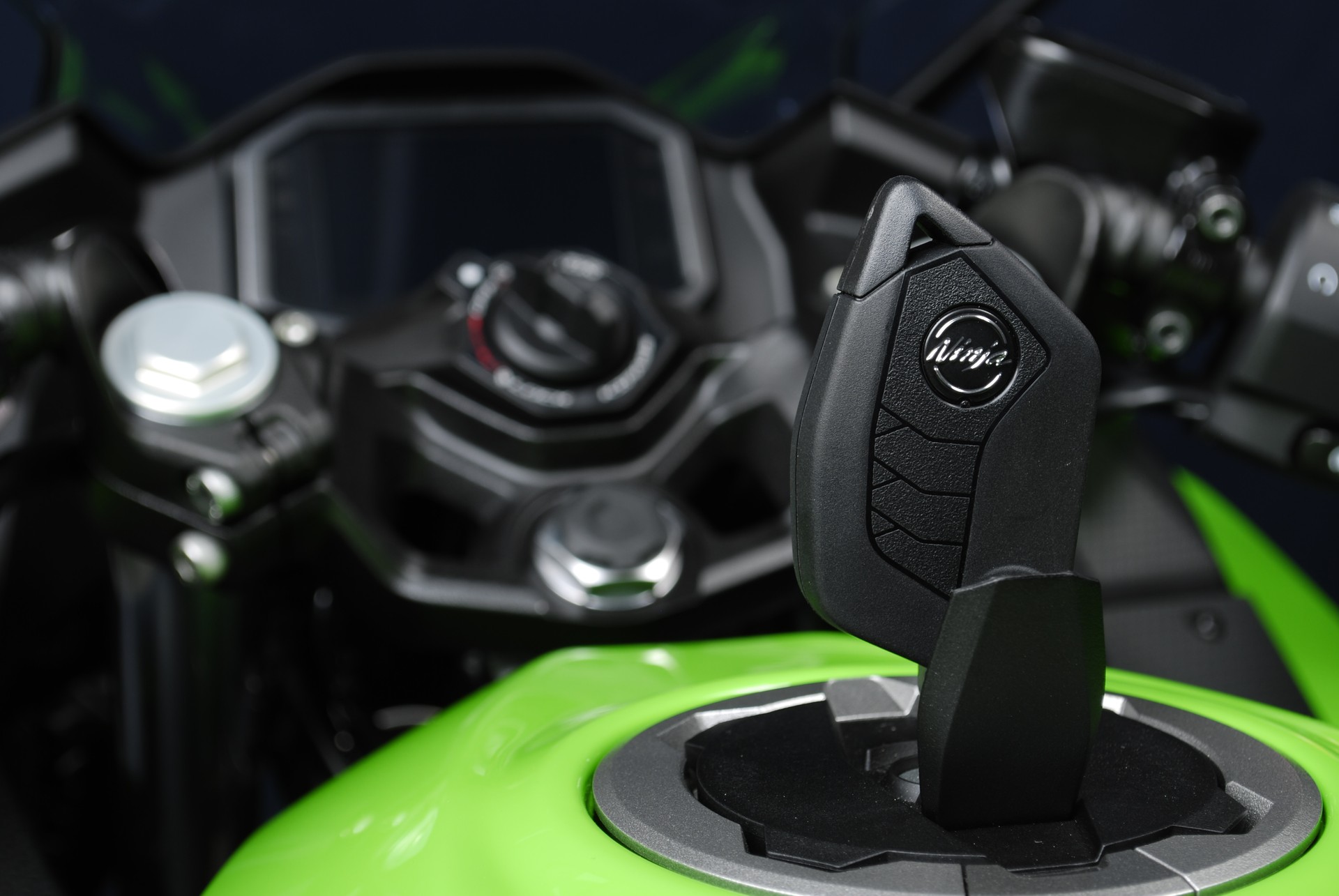 KAWASAKI Ninja 500 SE MY26-image-15