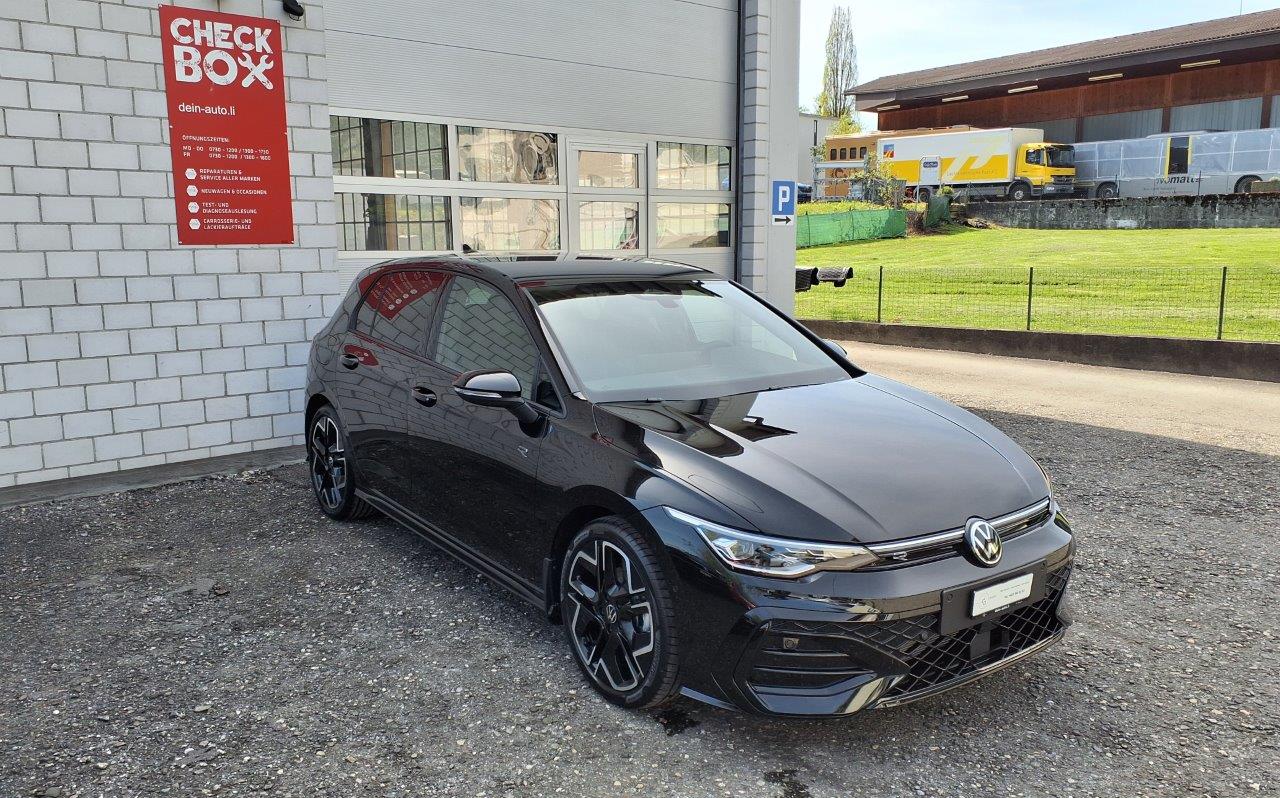 VW Golf VIII 1.5 eTSI R-Line DSG