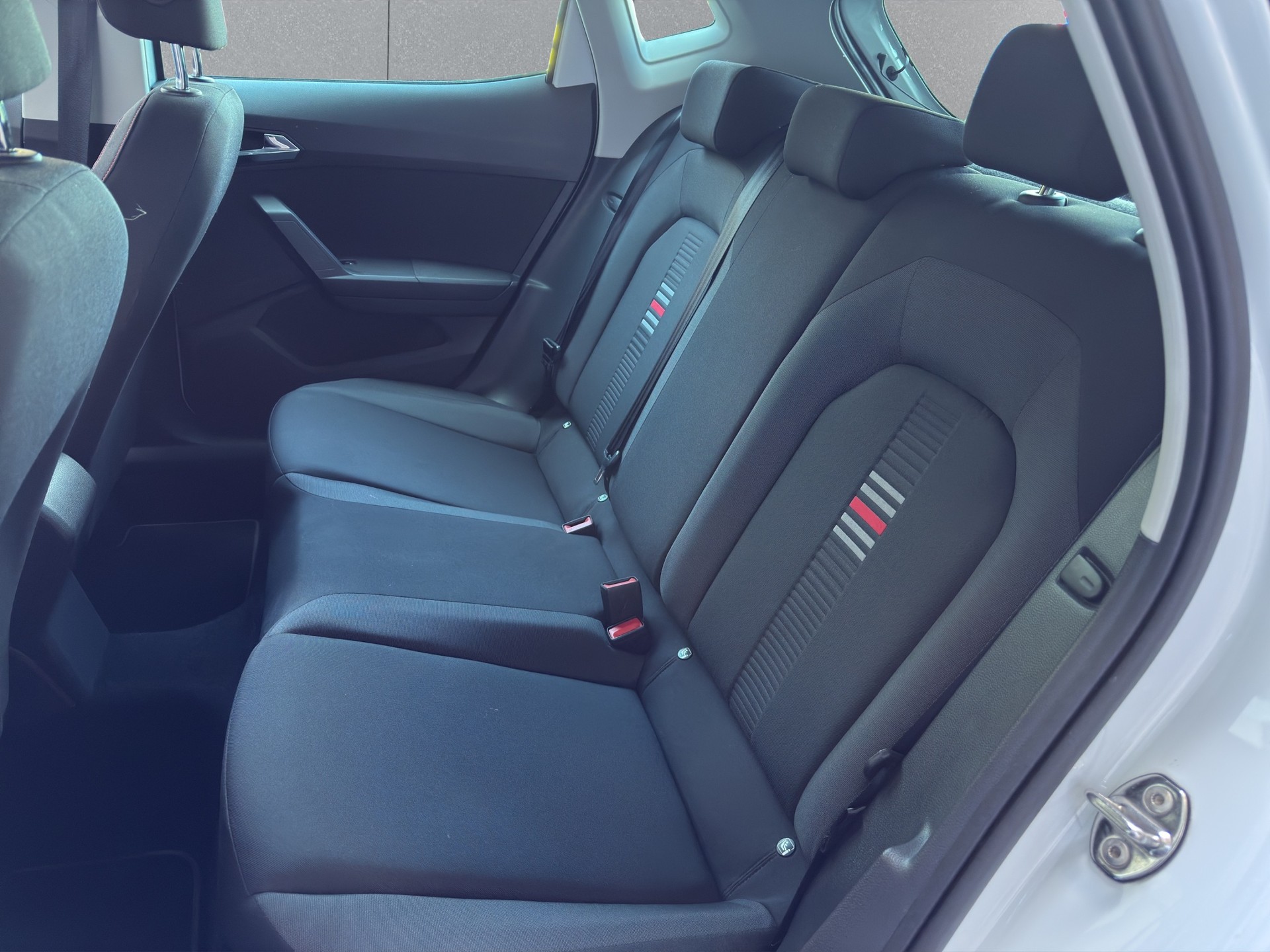 SEAT Ibiza 1.0 EcoTSI DSG Swiss FR Evolution-image-11