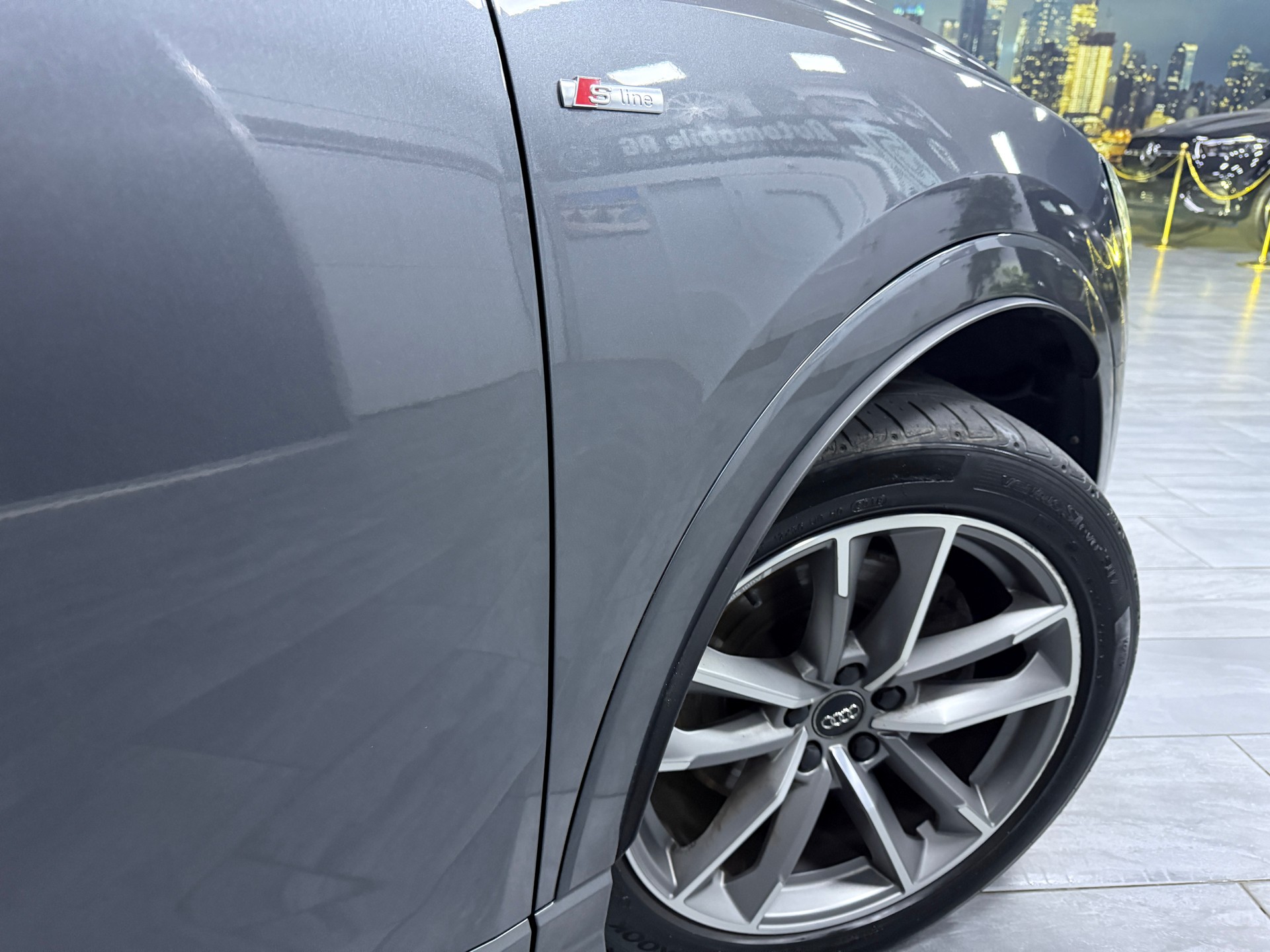 AUDI Q3 40 TFSI S line quattro S-tronic / CH Fz aus 1 Hand / Leasing ab 199.- Monate-image-1