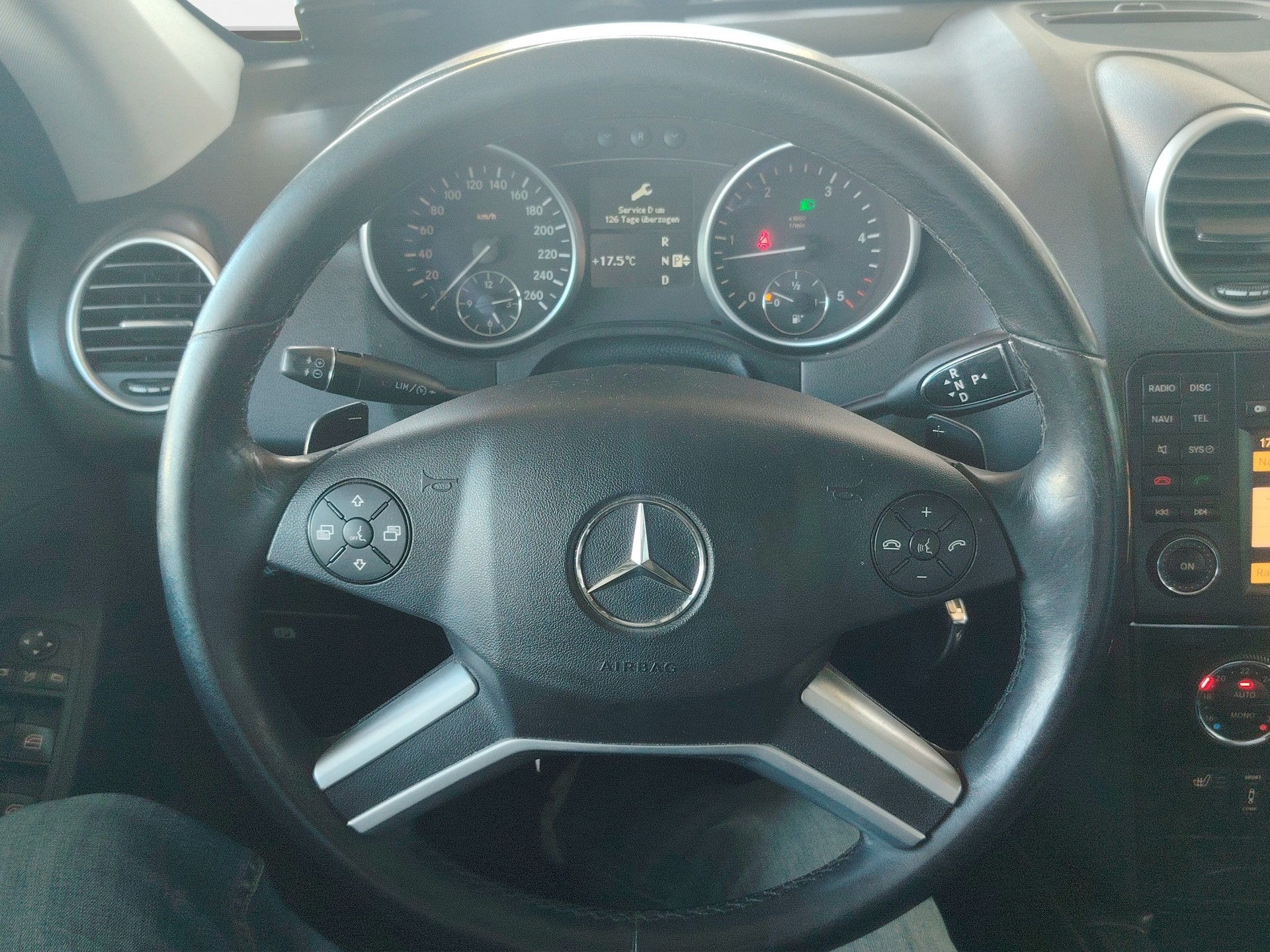 MERCEDES-BENZ ML 350 BlueTEC 4Matic 7G-Tronic-image-8
