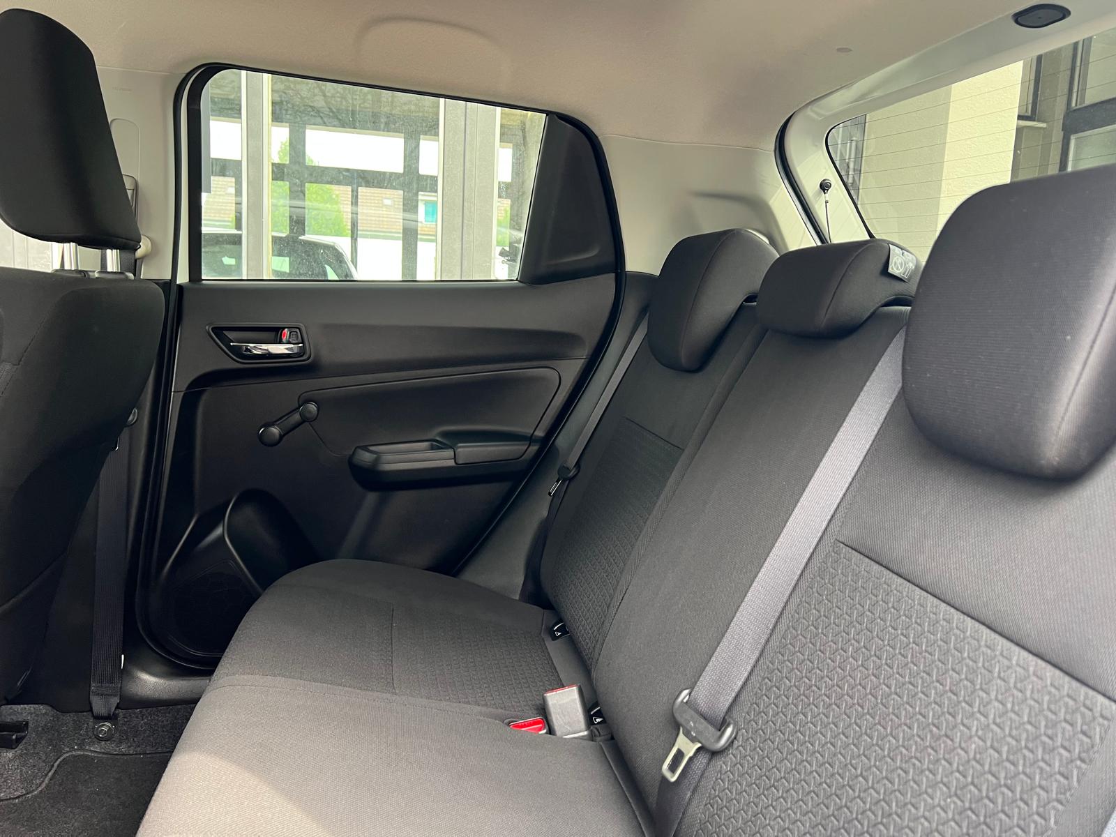 SUZUKI Swift 1.2 Compact+ Hybrid-image-8