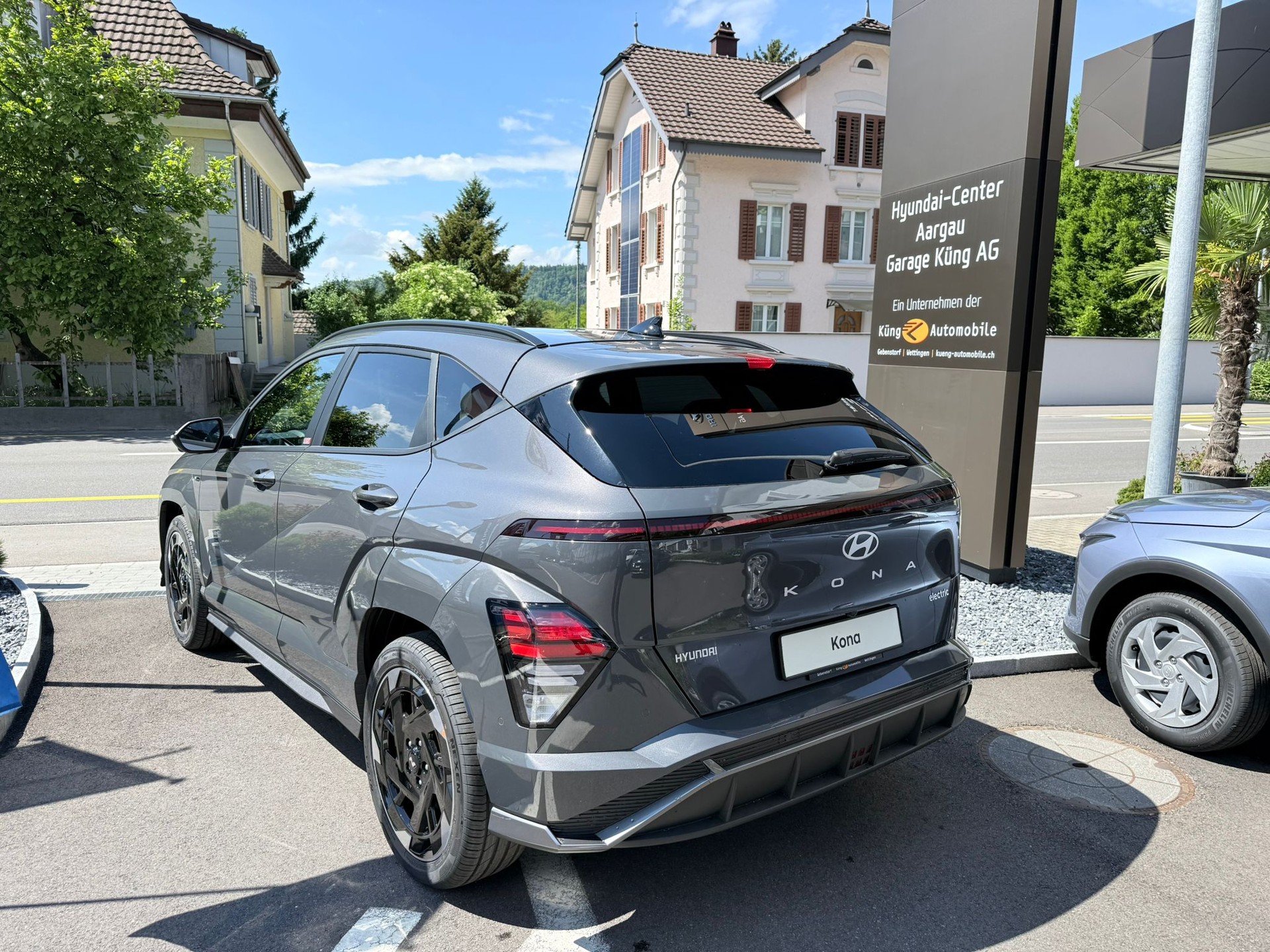 HYUNDAI Kona EV 65.4 kWh N Line-image-6