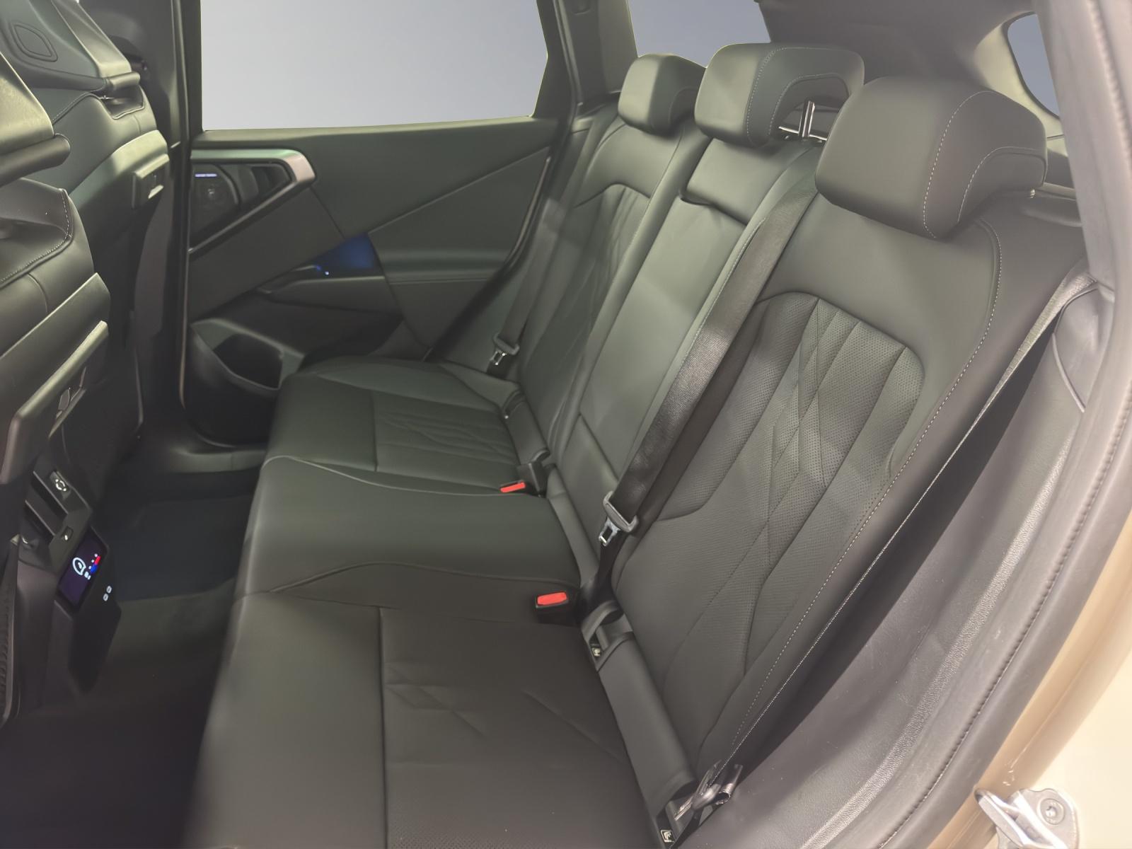 BMW X3 20i xDrive-image-13
