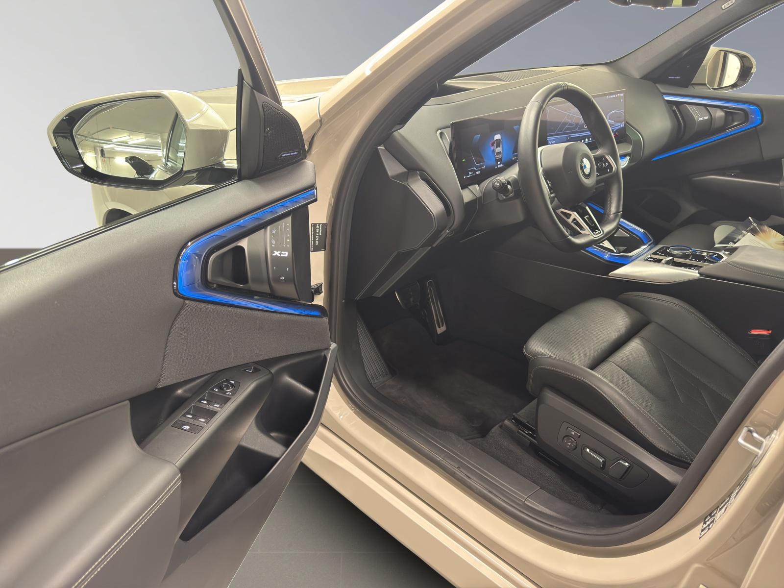 BMW X3 20i xDrive-image-11