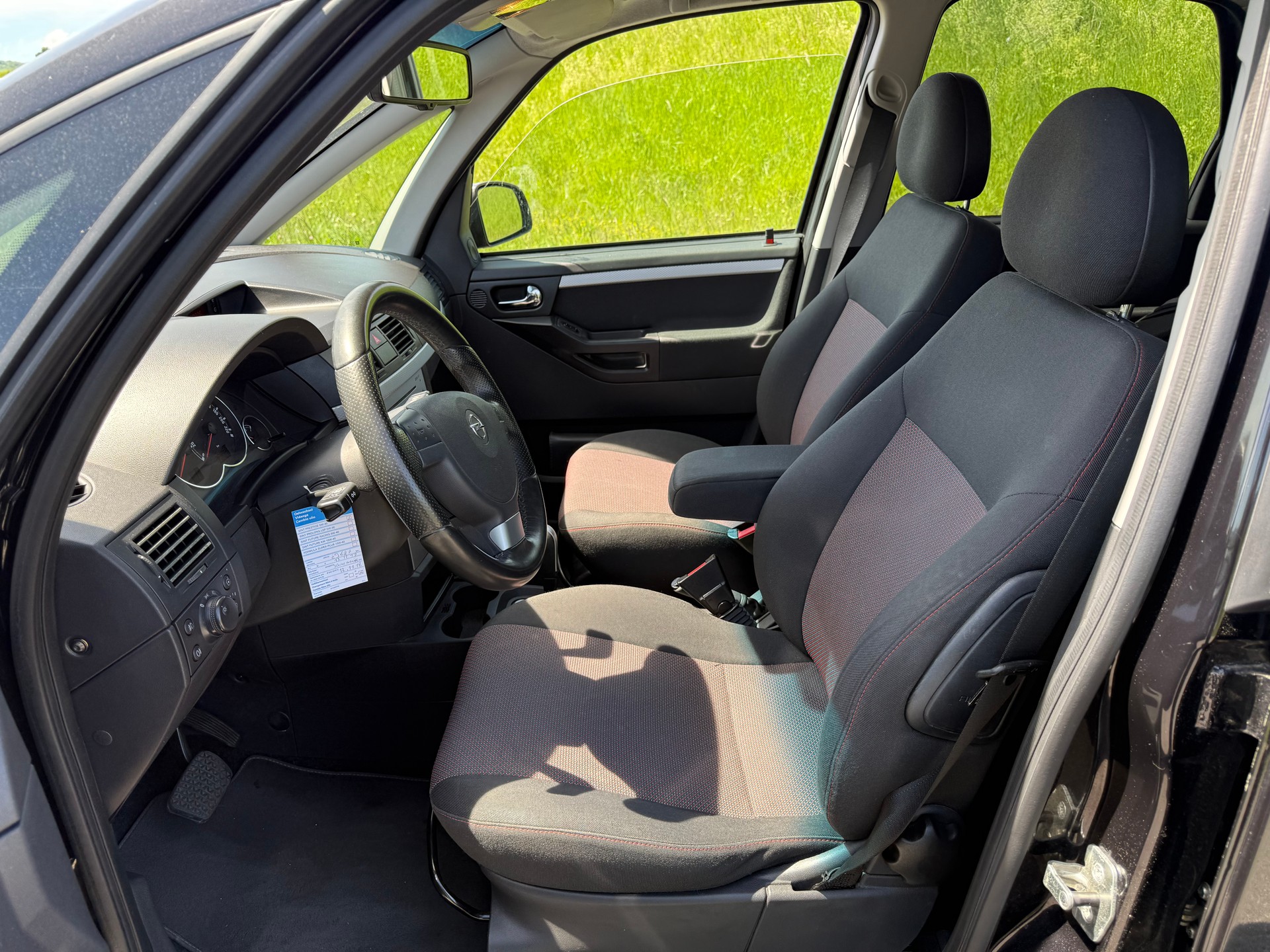 OPEL Meriva 1.6i-16 TP Cosmo OPC-Line-image-9