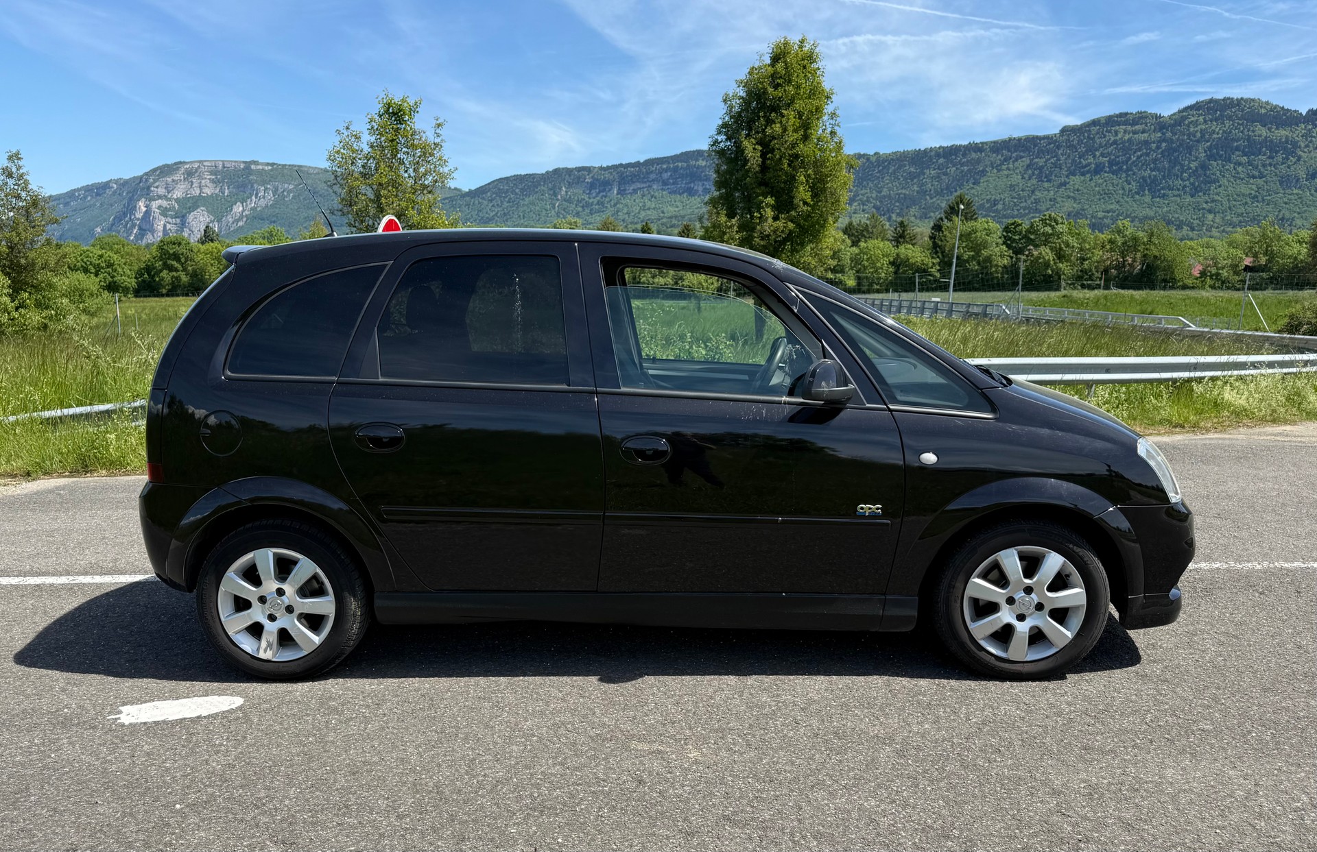 OPEL Meriva 1.6i-16 TP Cosmo OPC-Line-image-6