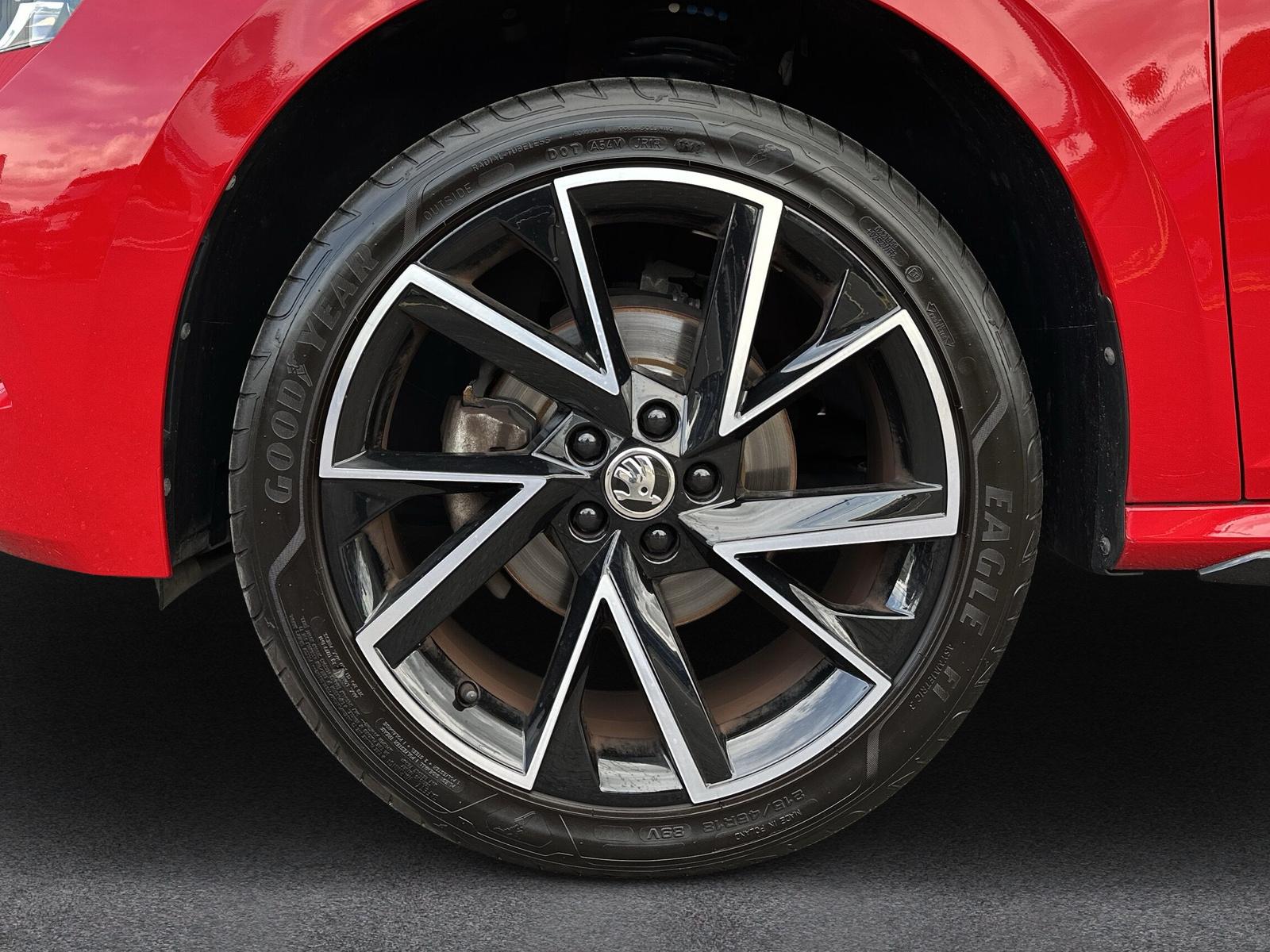 SKODA Kamiq Monte Carlo DSG 1.0 TSI (CH)-image-8