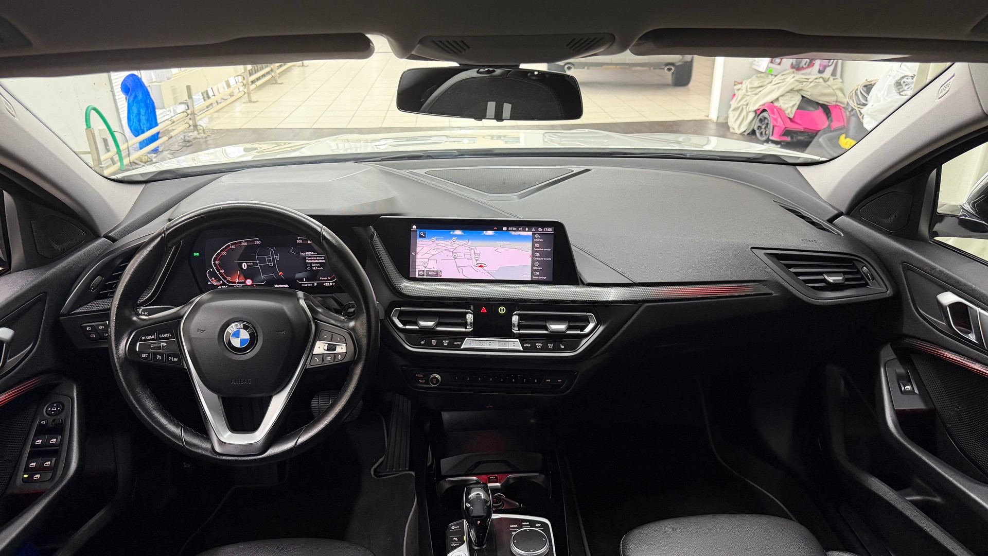 BMW 118i Sport Line Steptronic-image-7
