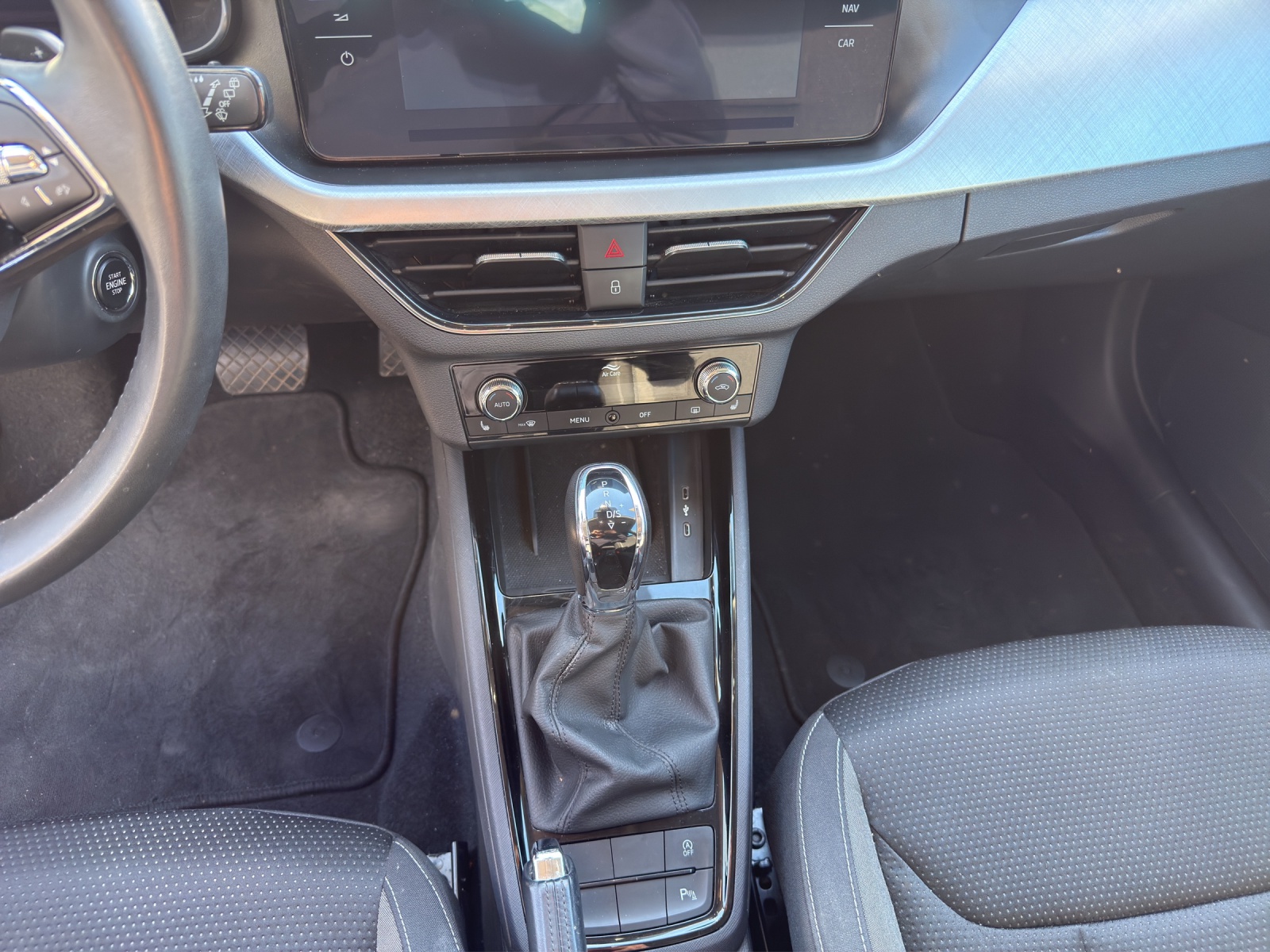 SKODA Kamiq 1.0 TSI Tour DSG-image-10