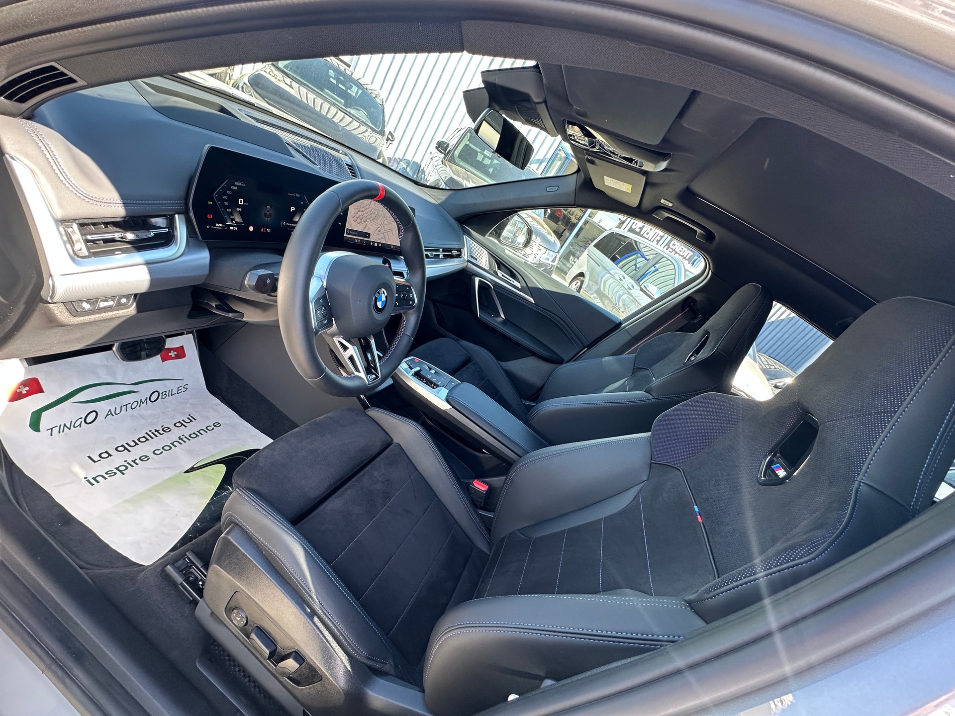 BMW X1 xDrive M35i-image-17