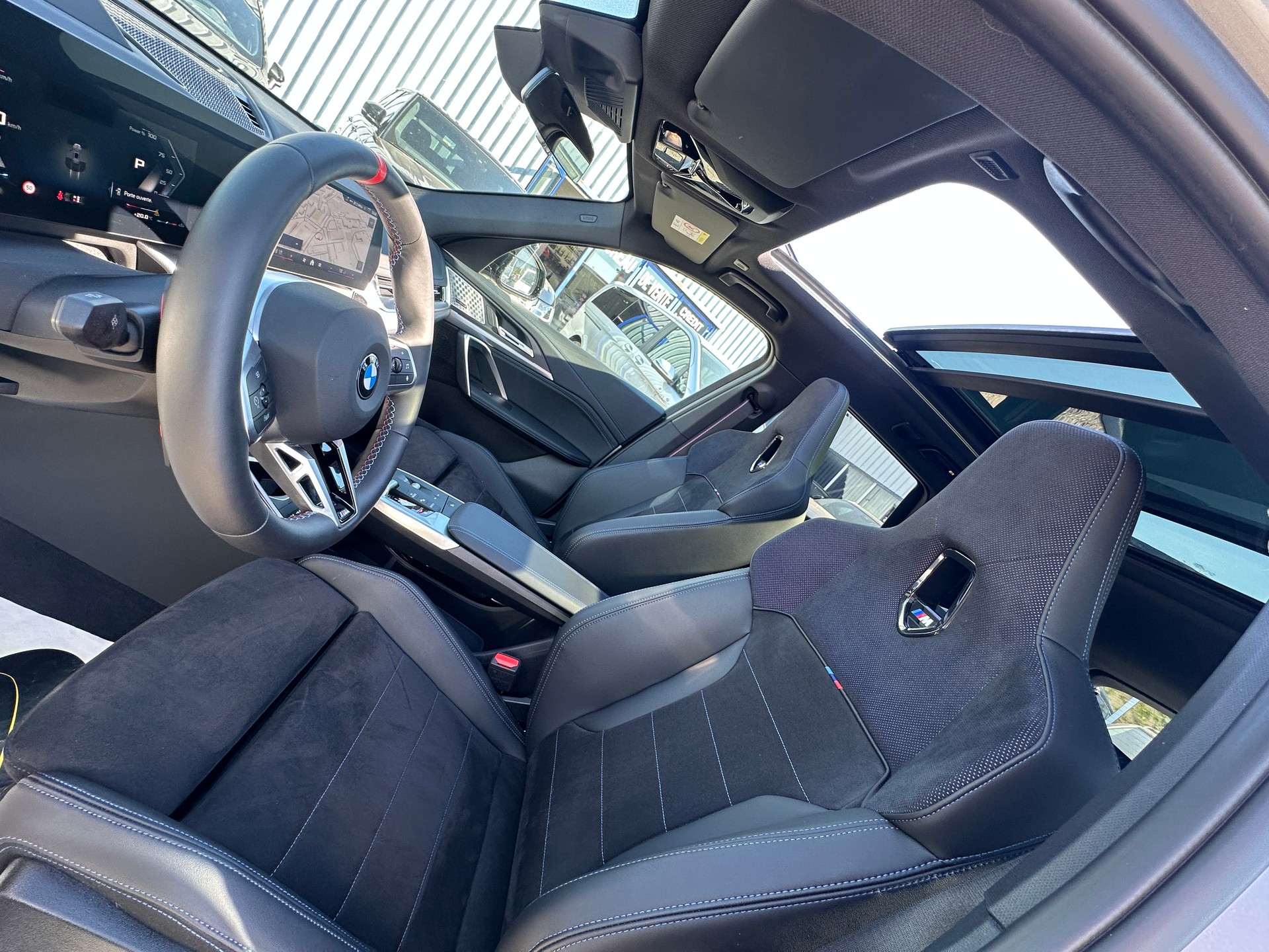 BMW X1 xDrive M35i-image-16