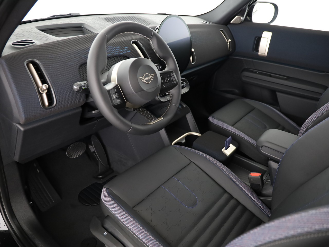 MINI Countryman C-image-12