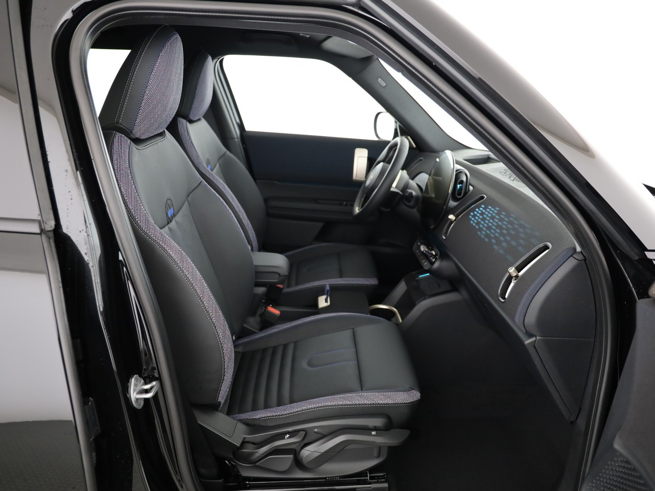 MINI Countryman C-image-15