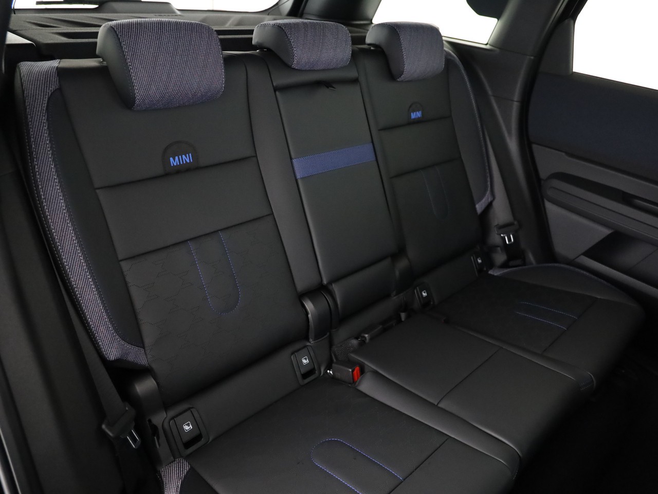 MINI Countryman C-image-16