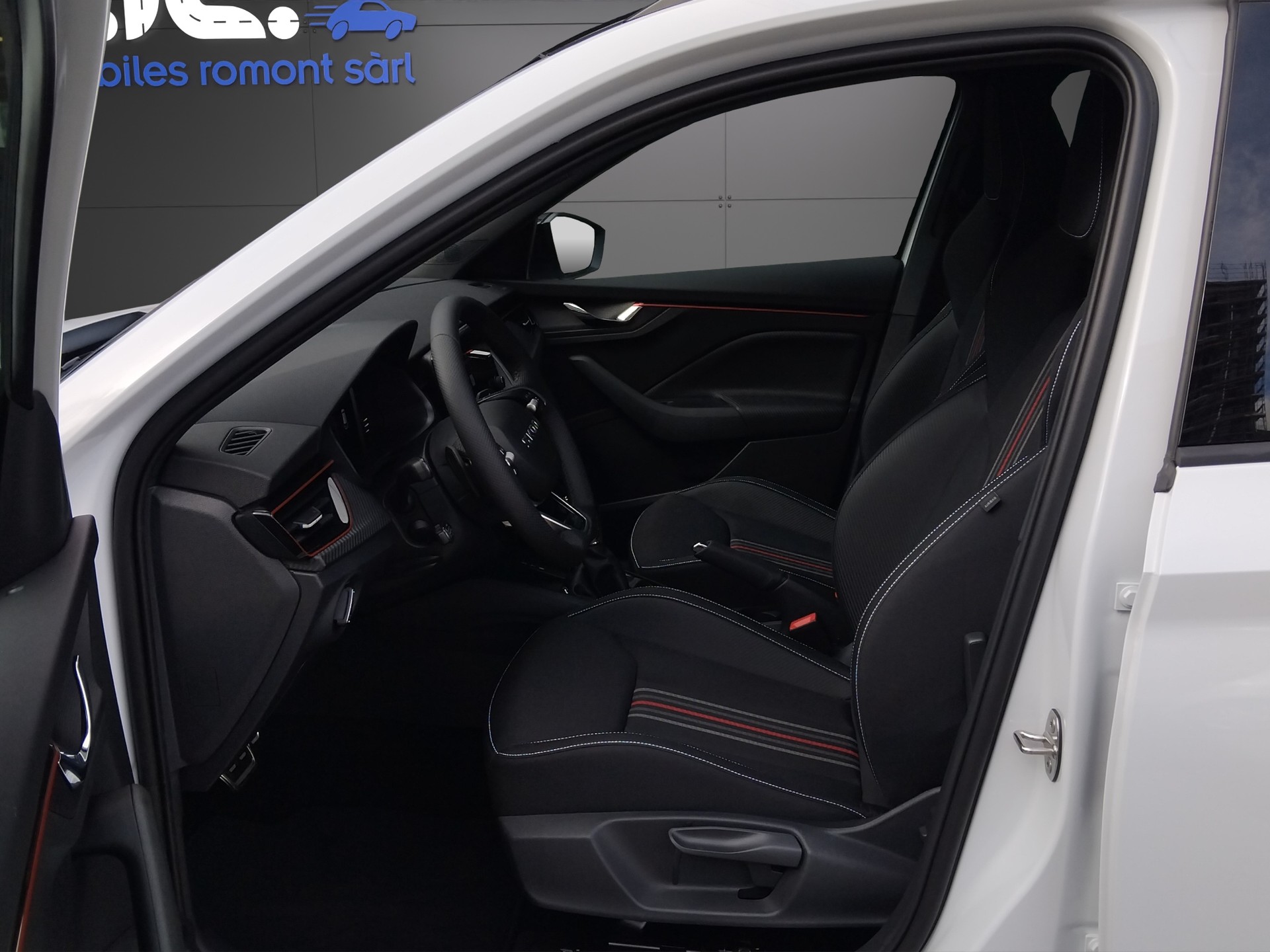 SKODA Kamiq 1.5 TSI Monte Carlo DSG-image-8