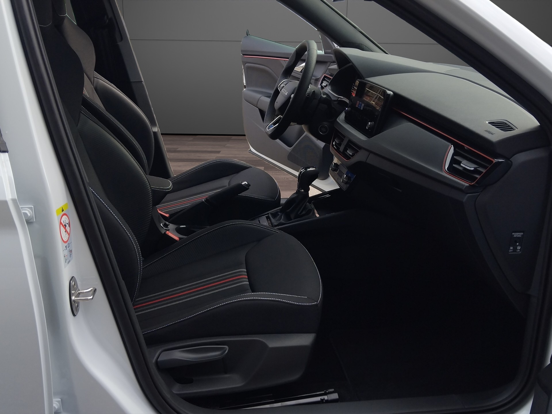 SKODA Kamiq 1.5 TSI Monte Carlo DSG-image-14