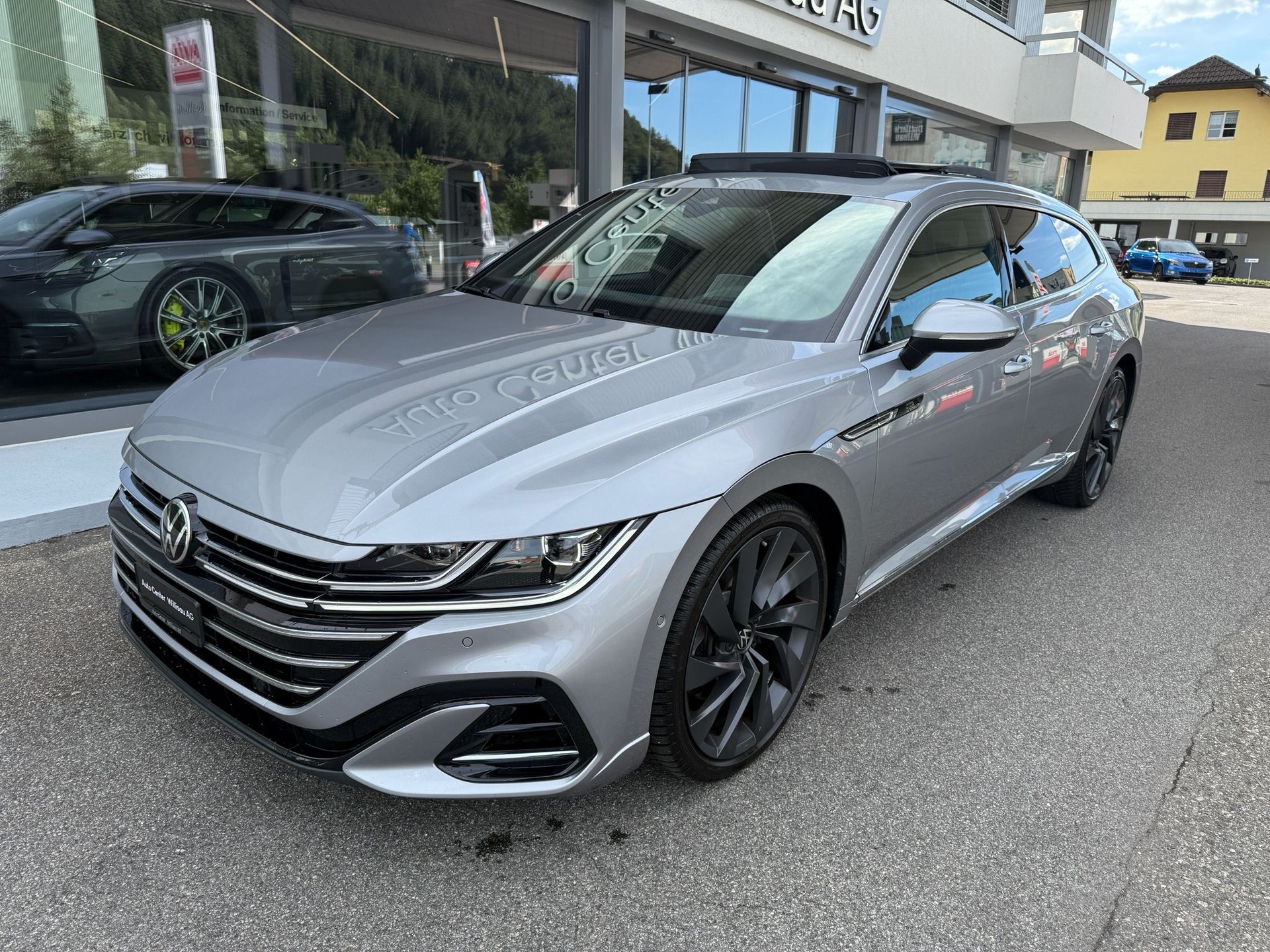 VW Arteon SB 2.0 TSI R-Line 4Motion DSG-image-1