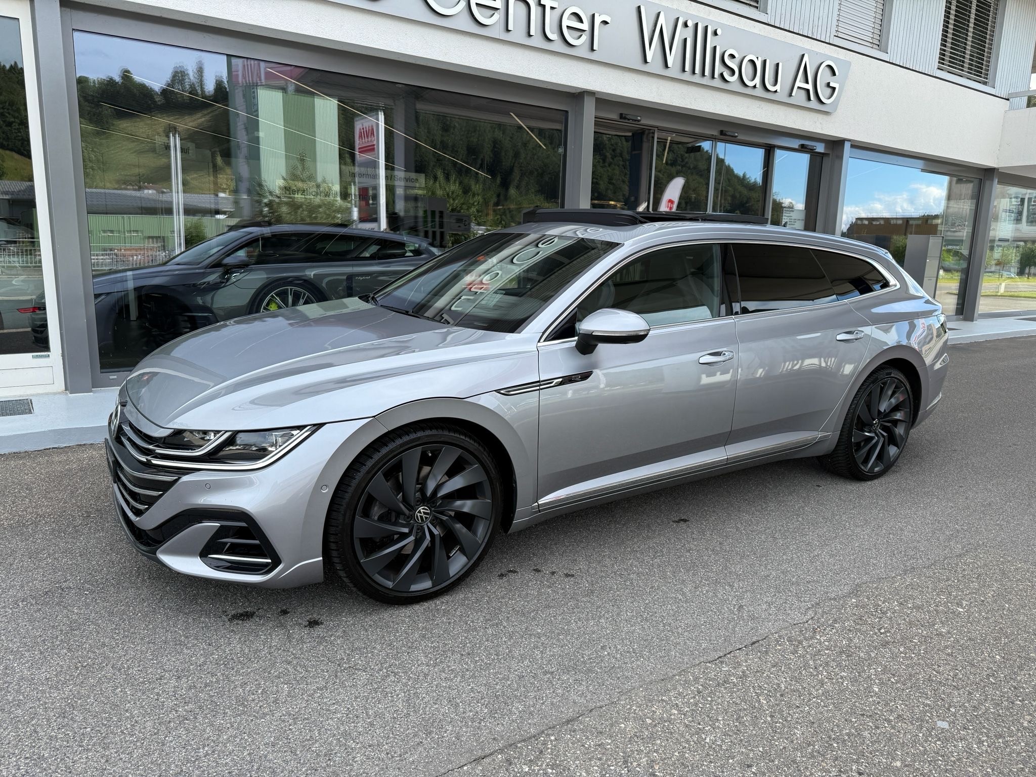 Car photo