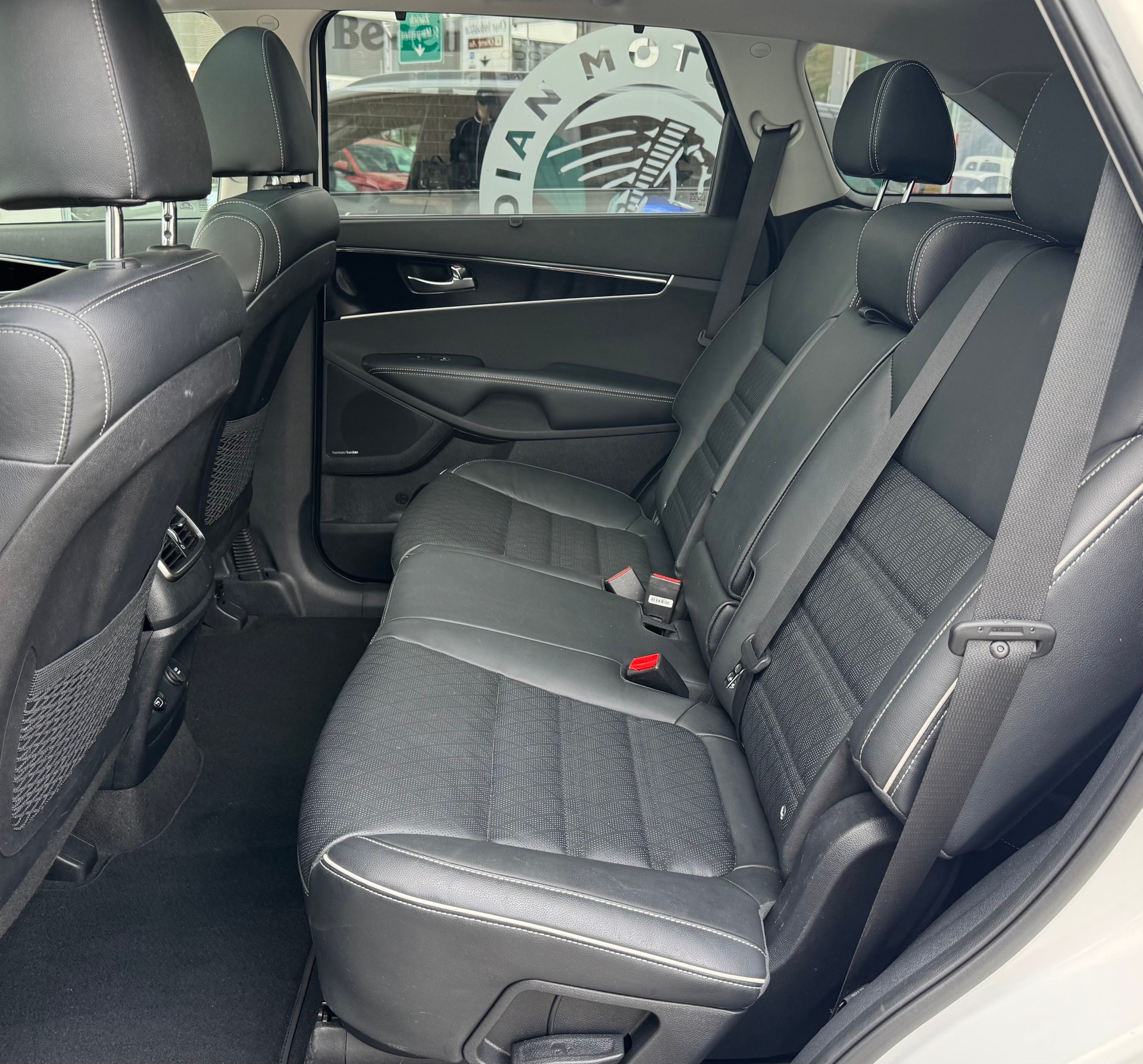 KIA Sorento 2.2 CRDI Style 7P. Automatic-image-9