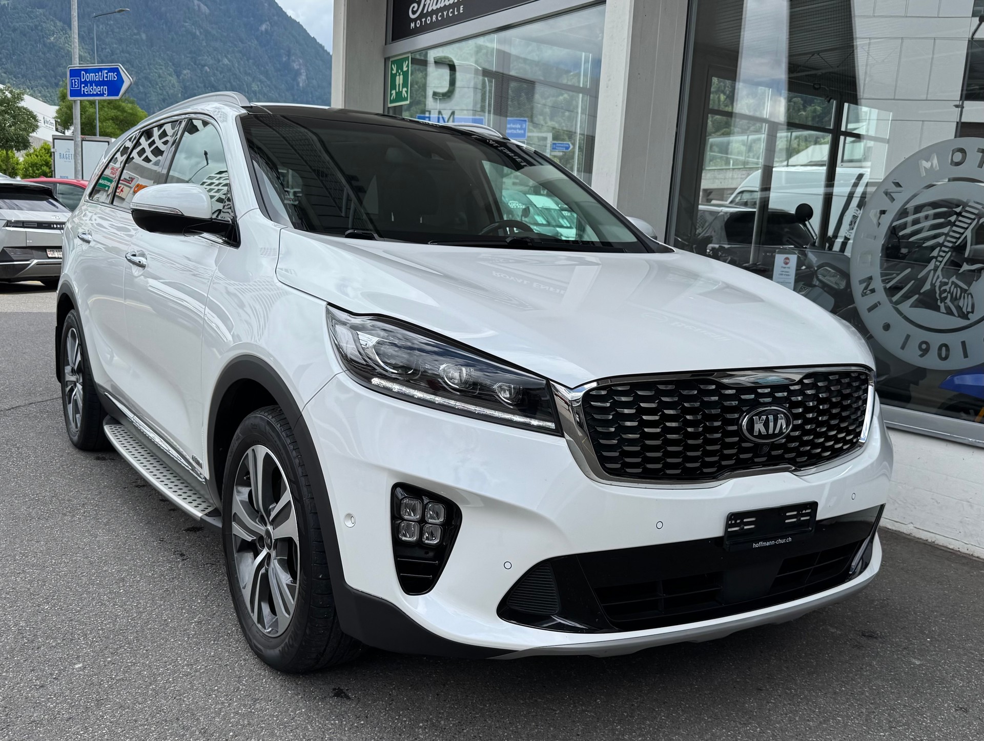 KIA Sorento 2.2 CRDI Style 7P. Automatic-image-0