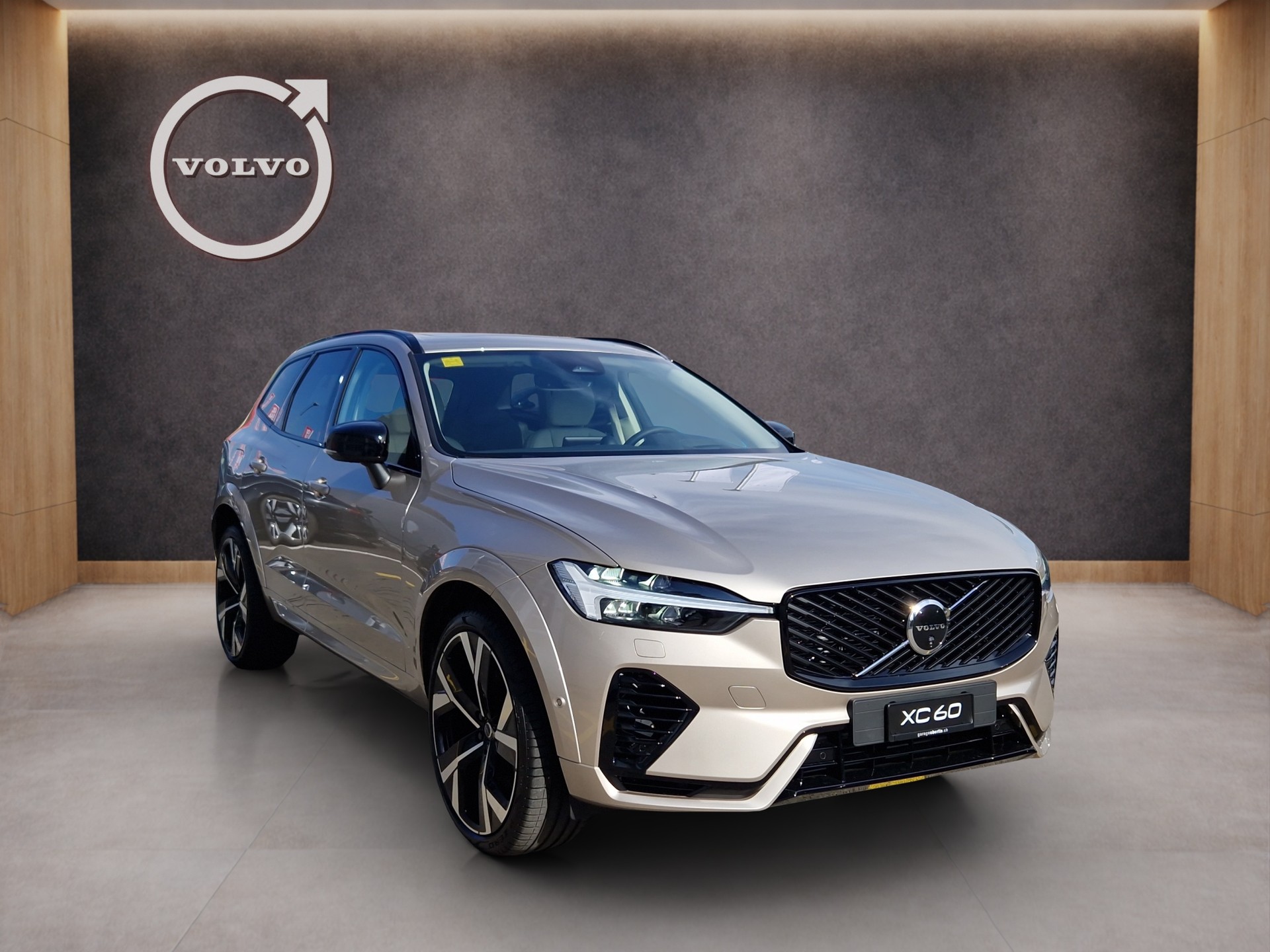 VOLVO XC60 2.0 T8 TE Ultra Dark eAWD-image-7