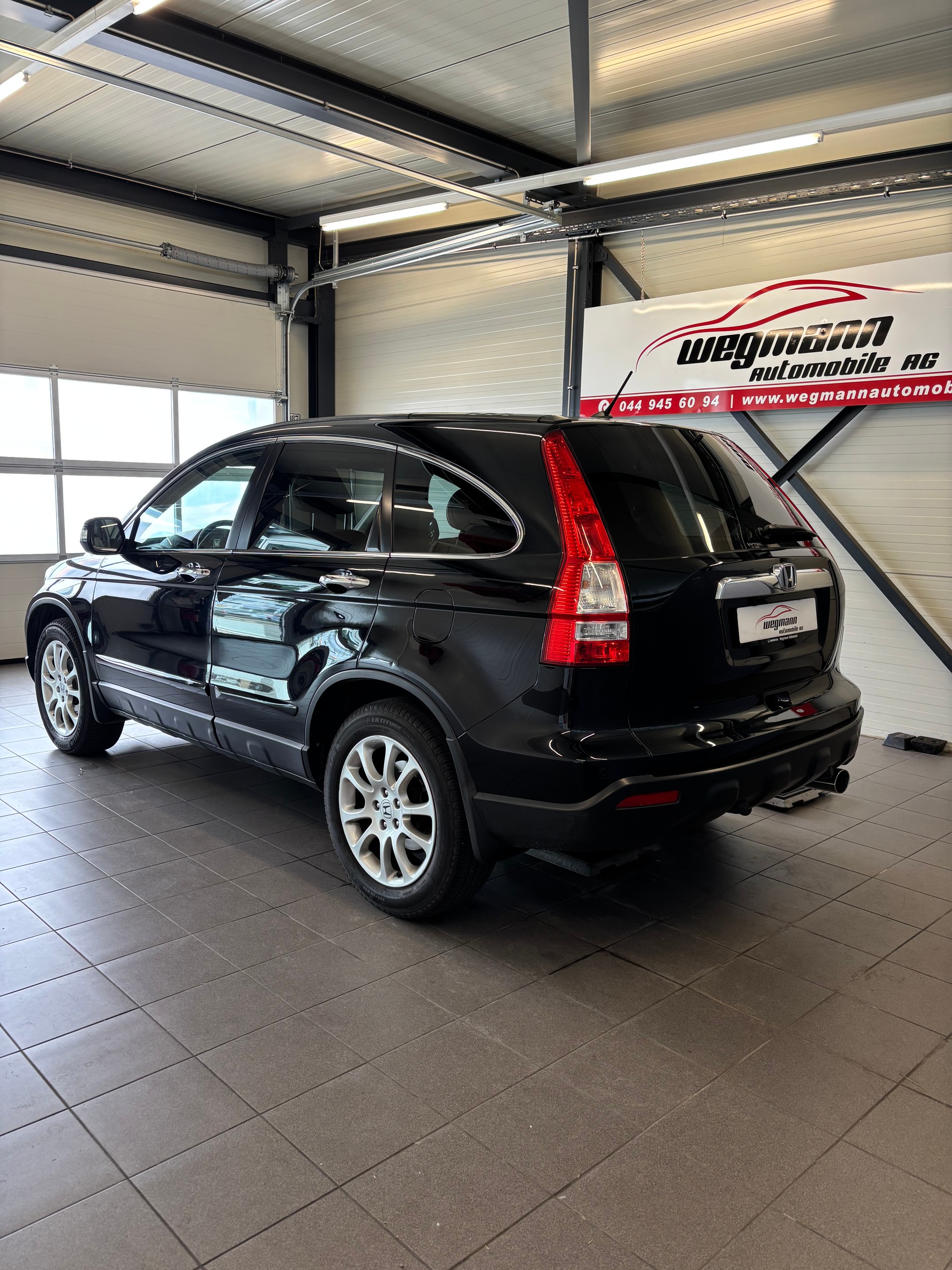 HONDA CR-V 2.0 4WD Executive-image-5