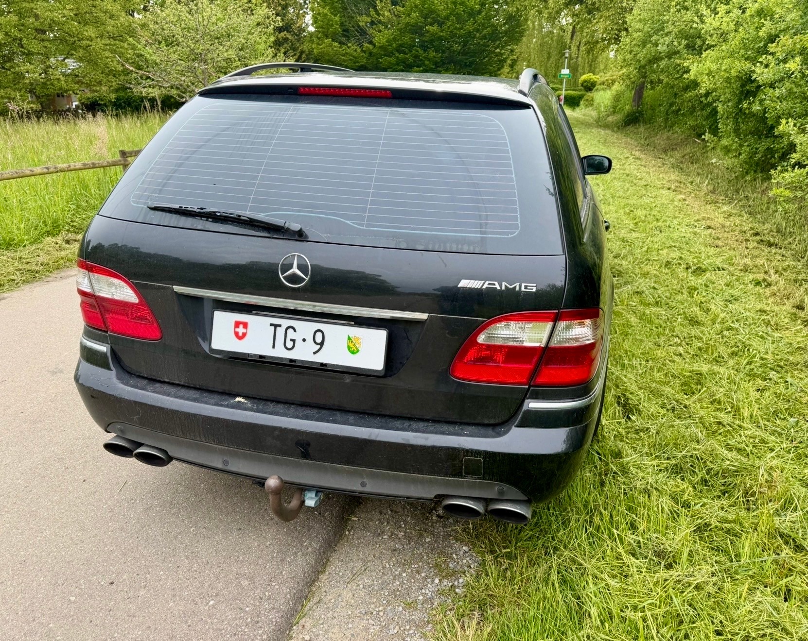 MERCEDES-BENZ E 55 V8 AMG-image-1