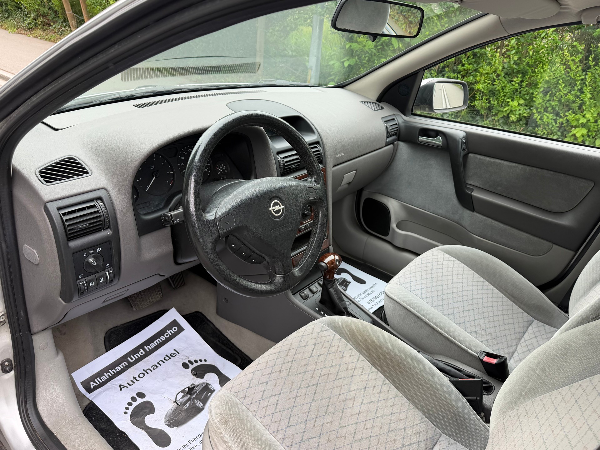 OPEL Astra 1.8i 16V Comfort-image-10