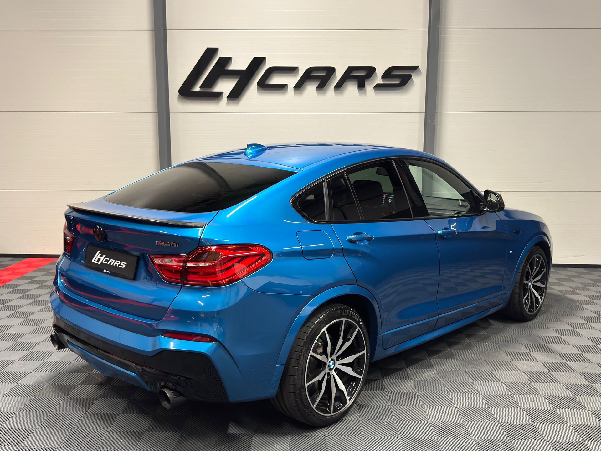 BMW X4 M40i-image-3
