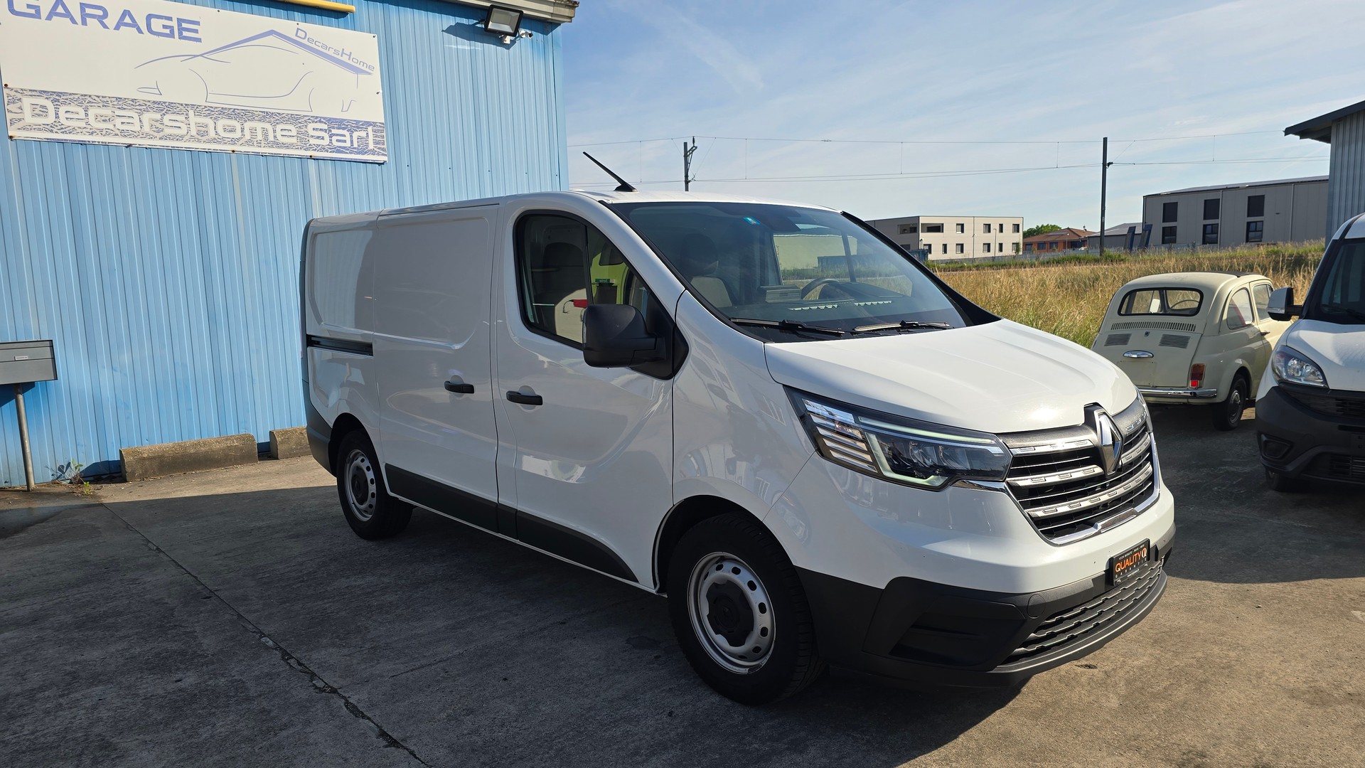 RENAULT Trafic 2.0 Blue dCi 150 Business L1H1 EDC EN-image-2