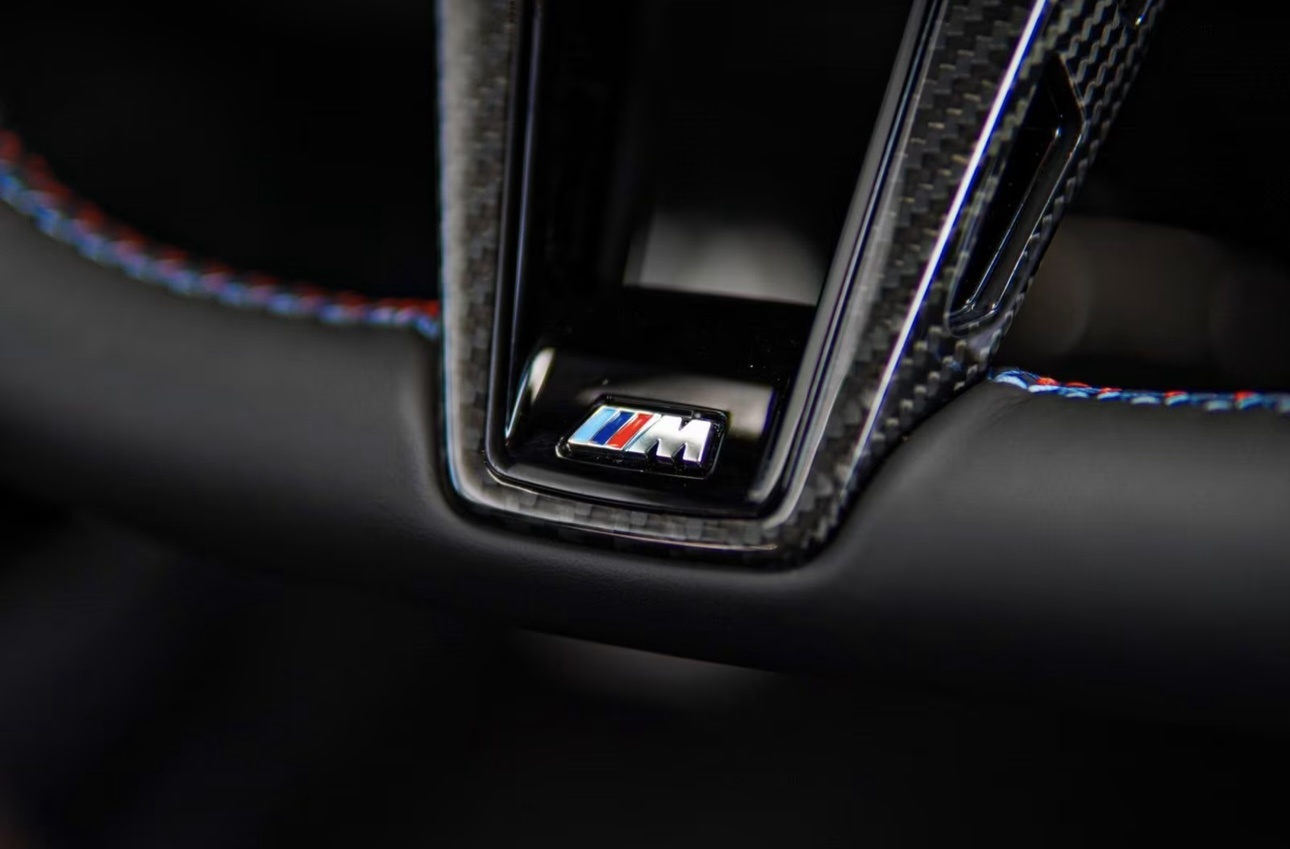 BMW M3 Touring xDrive Competition M-image-8