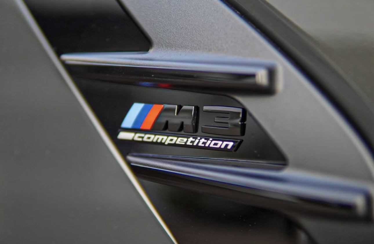 BMW M3 Touring xDrive Competition M-image-9