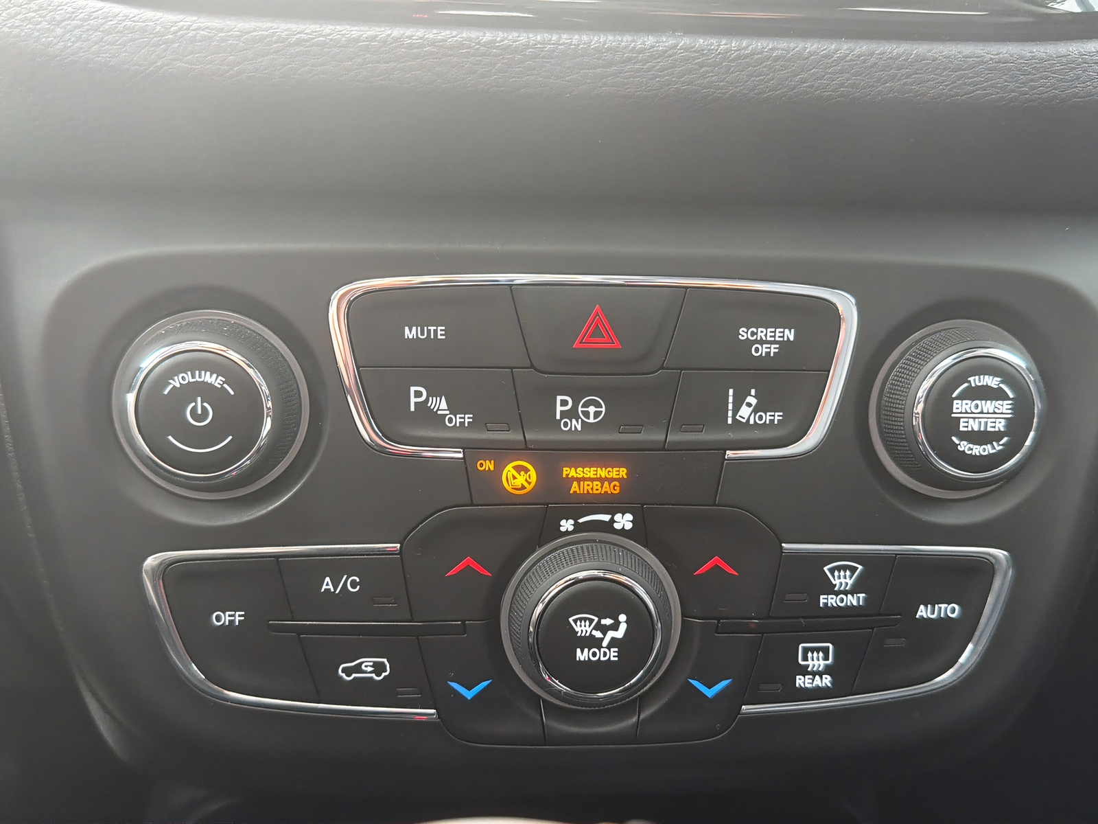 JEEP Compass 1.4 Turbo Limited AWD 9ATX-image-11