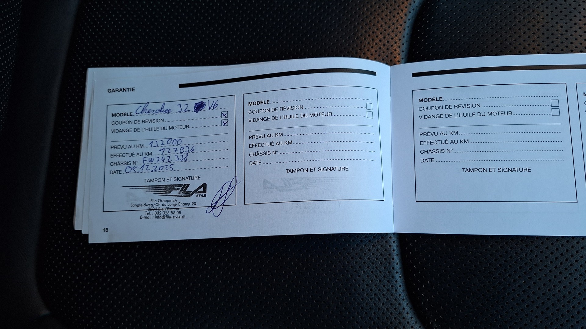 JEEP 3.2 V6 Limited AWD-image-19