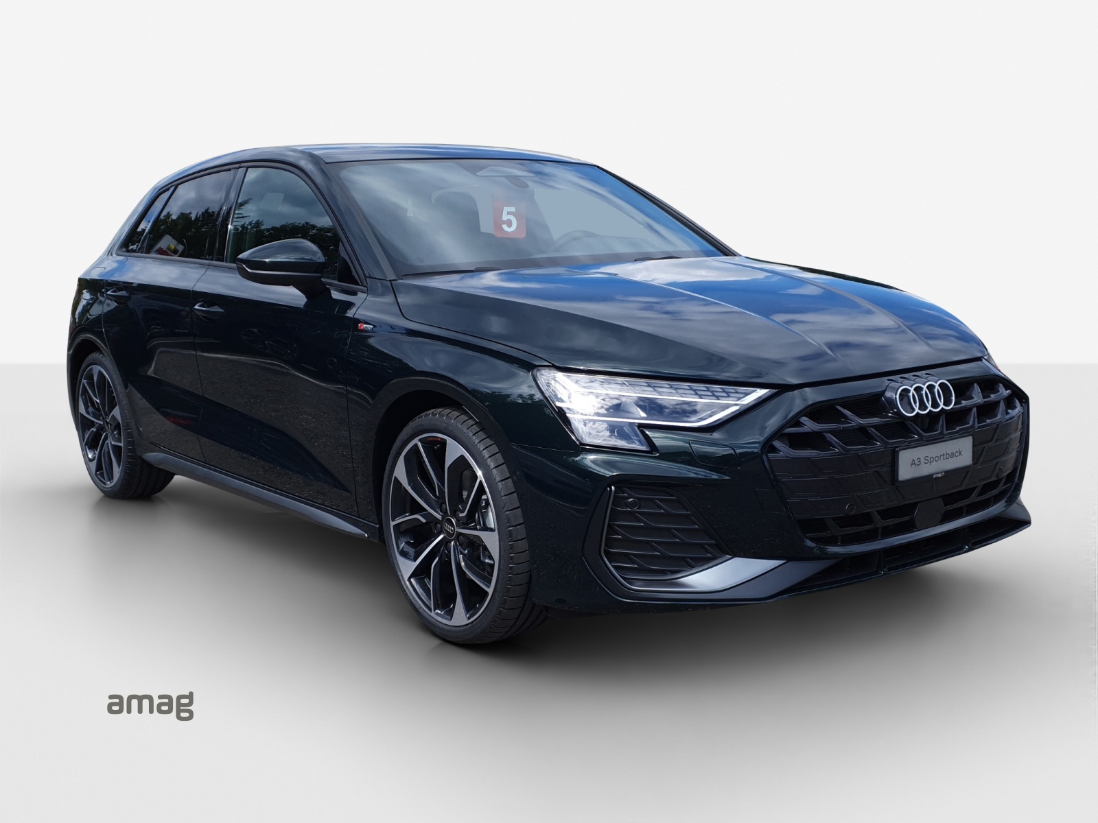 AUDI A3 Sportback TFSI 110 kW S line Attraction S tronic-image-5