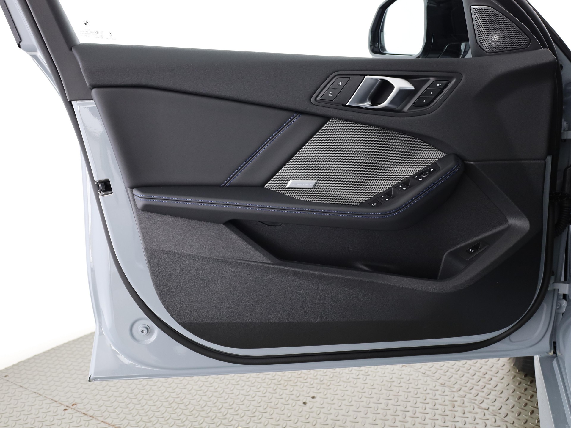 BMW M135i xDrive-image-10