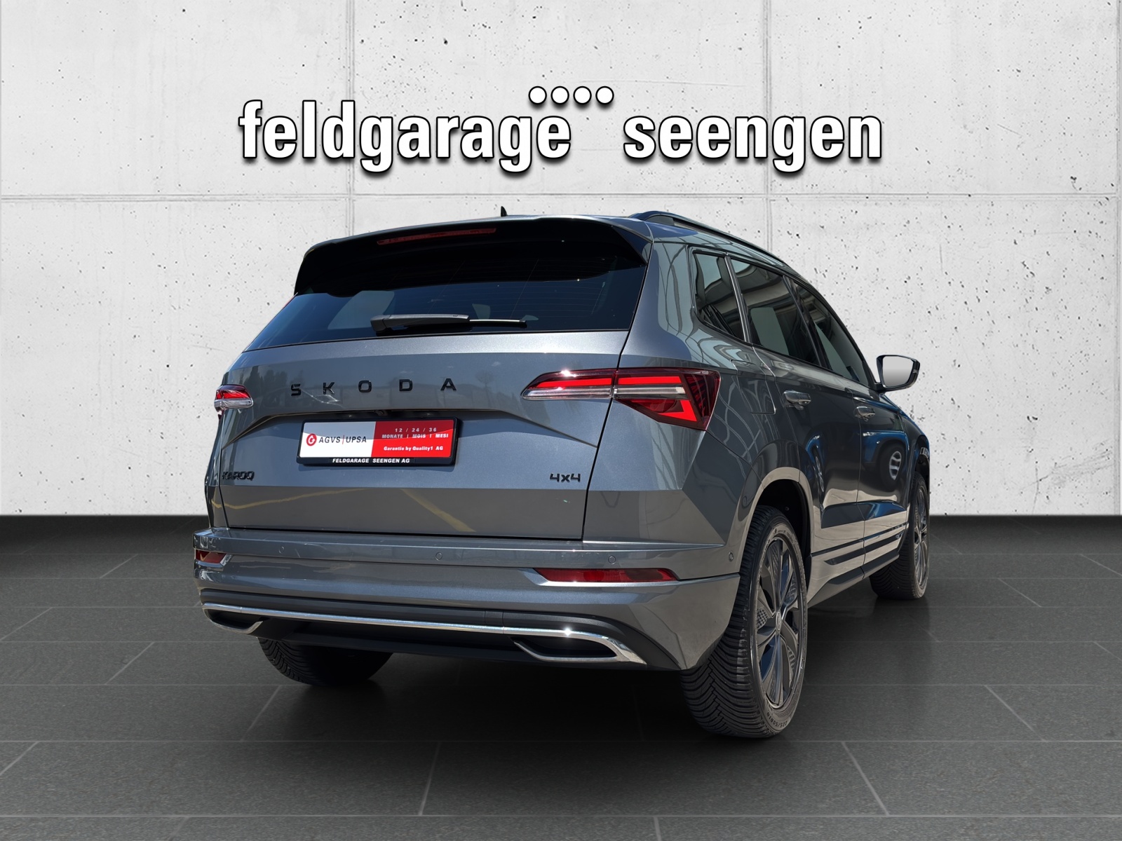 SKODA New Karoq 2.0 TSI SportLine 4x4 DSG mit AHK, Lederausstattung & fortl. Werksgarantie-image-4
