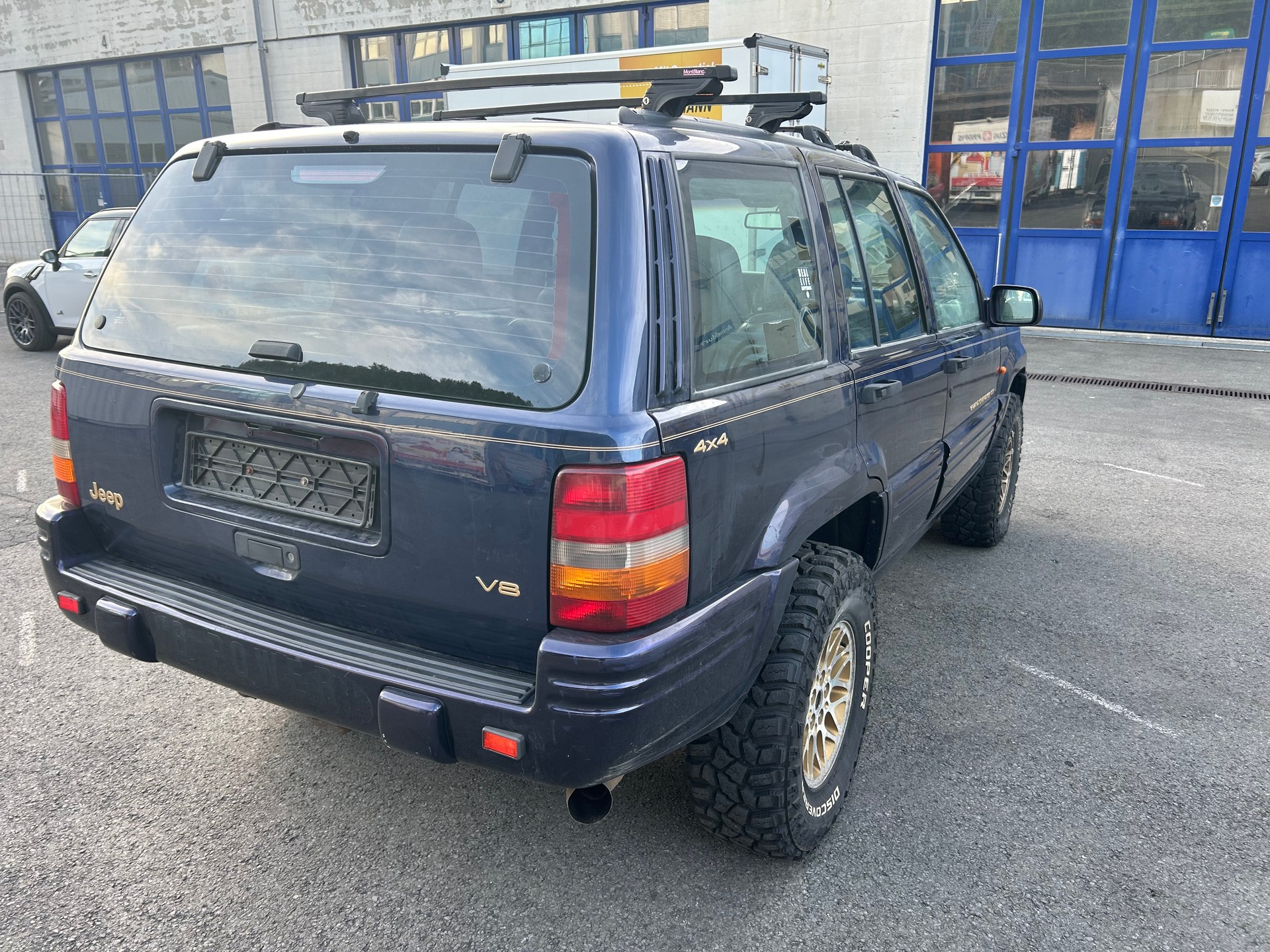 JEEP Grand Cherokee 5.2 Limited Automatic-image-4