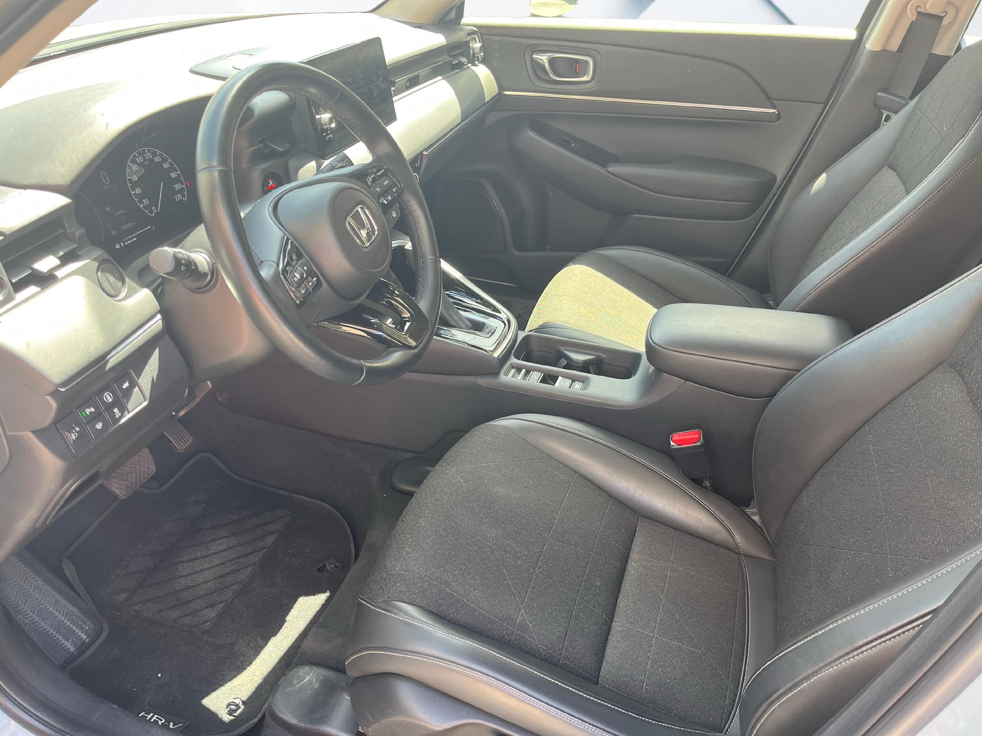 HONDA HR-V 1.5 i-MMD Advance Vollhybrid-image-8