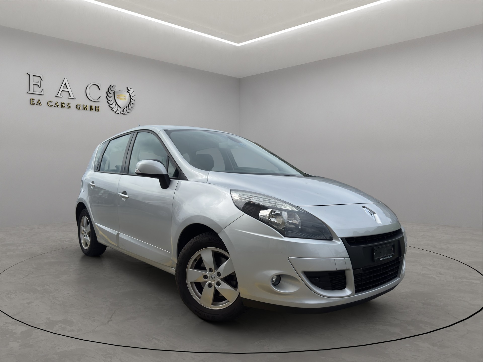 RENAULT Scénic 1.4 16V Turbo Privilège-image-6