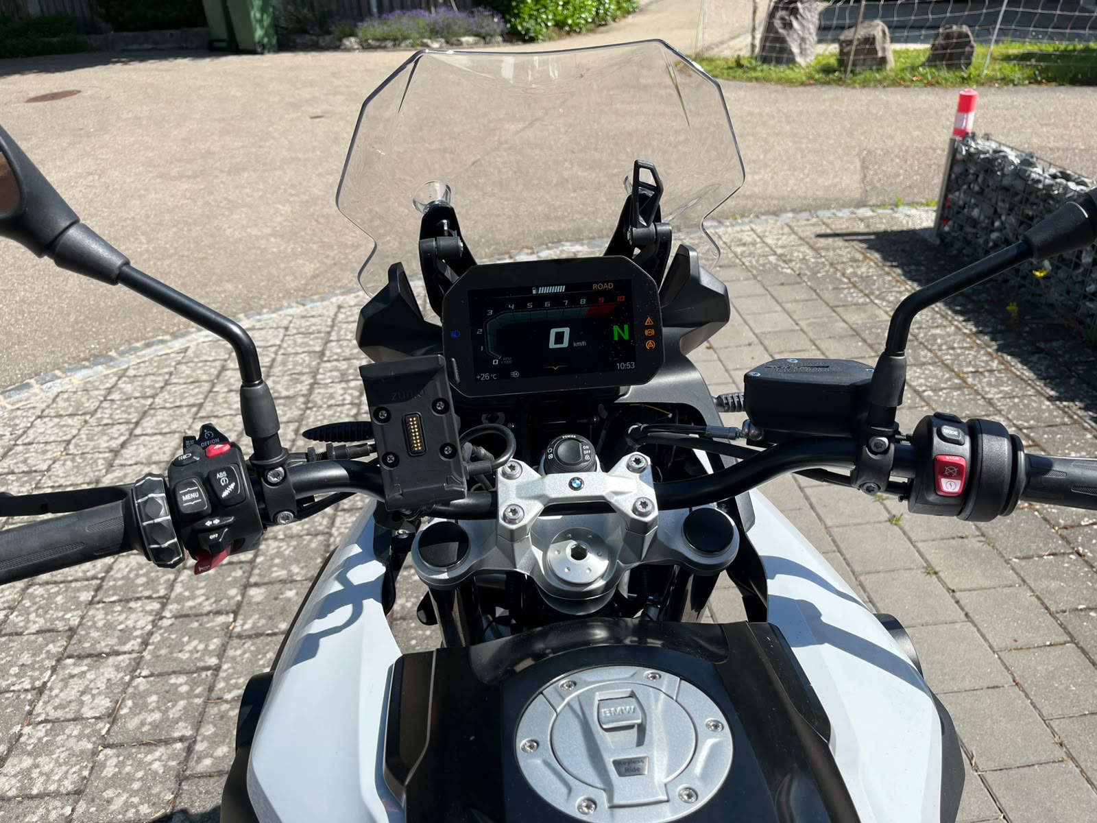 BMW F 750 GS ABS-image-4