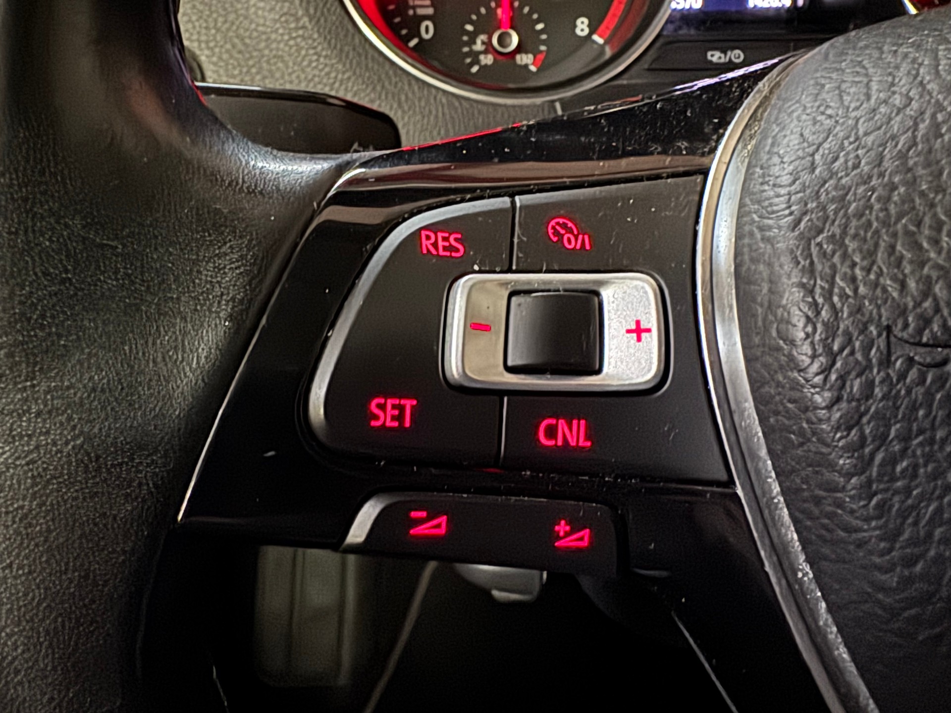 VW Polo 1.2 TSI BMT Sound-image-24