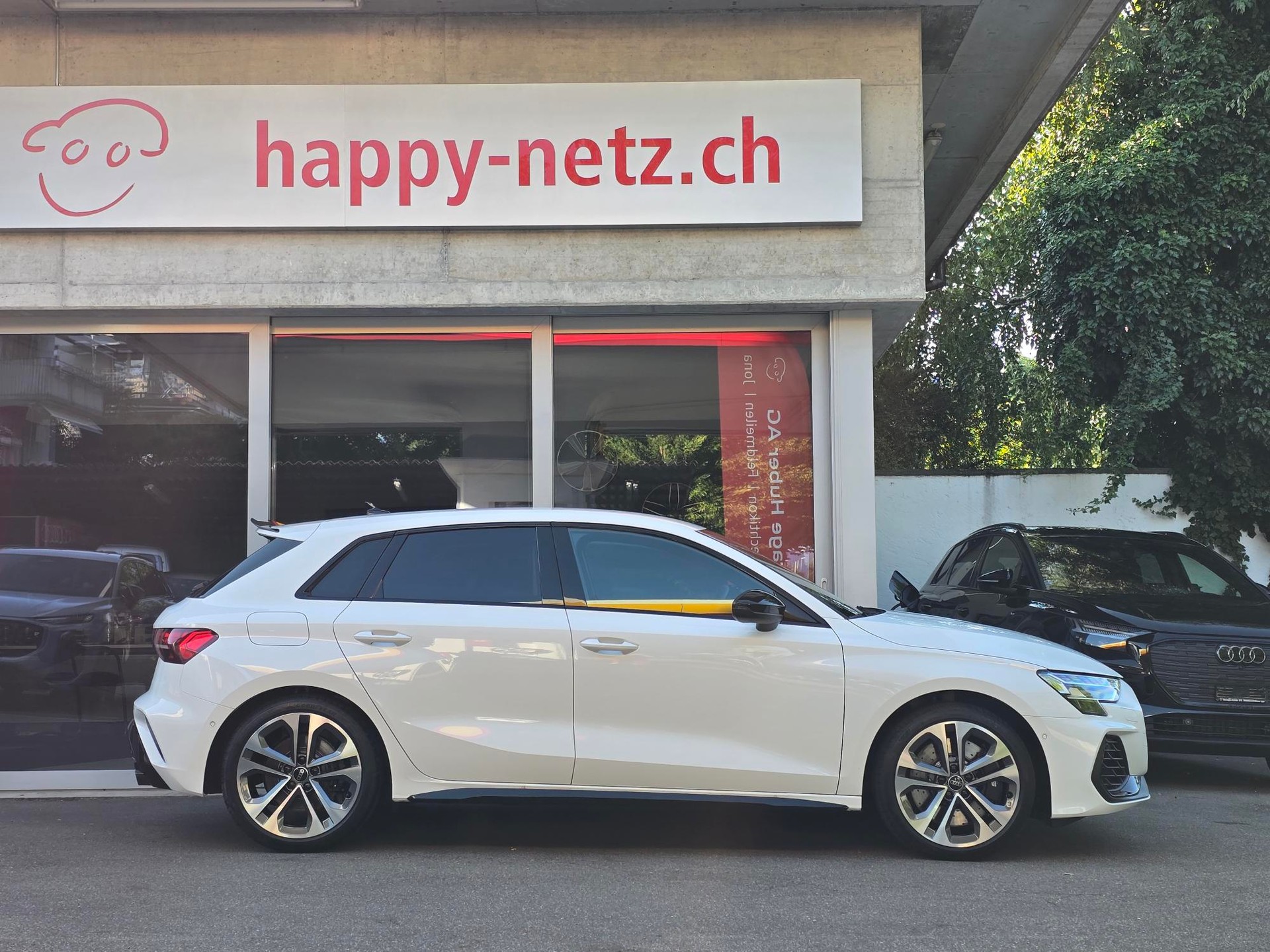 AUDI S3 Sportback TFSI quattro S-tronic-image-1