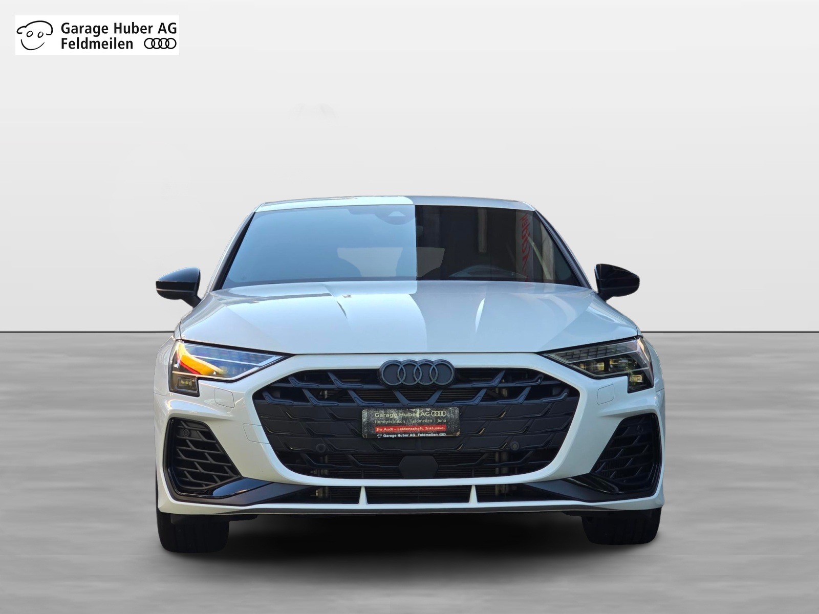 AUDI S3 Sportback TFSI quattro S-tronic-showroom-element-3