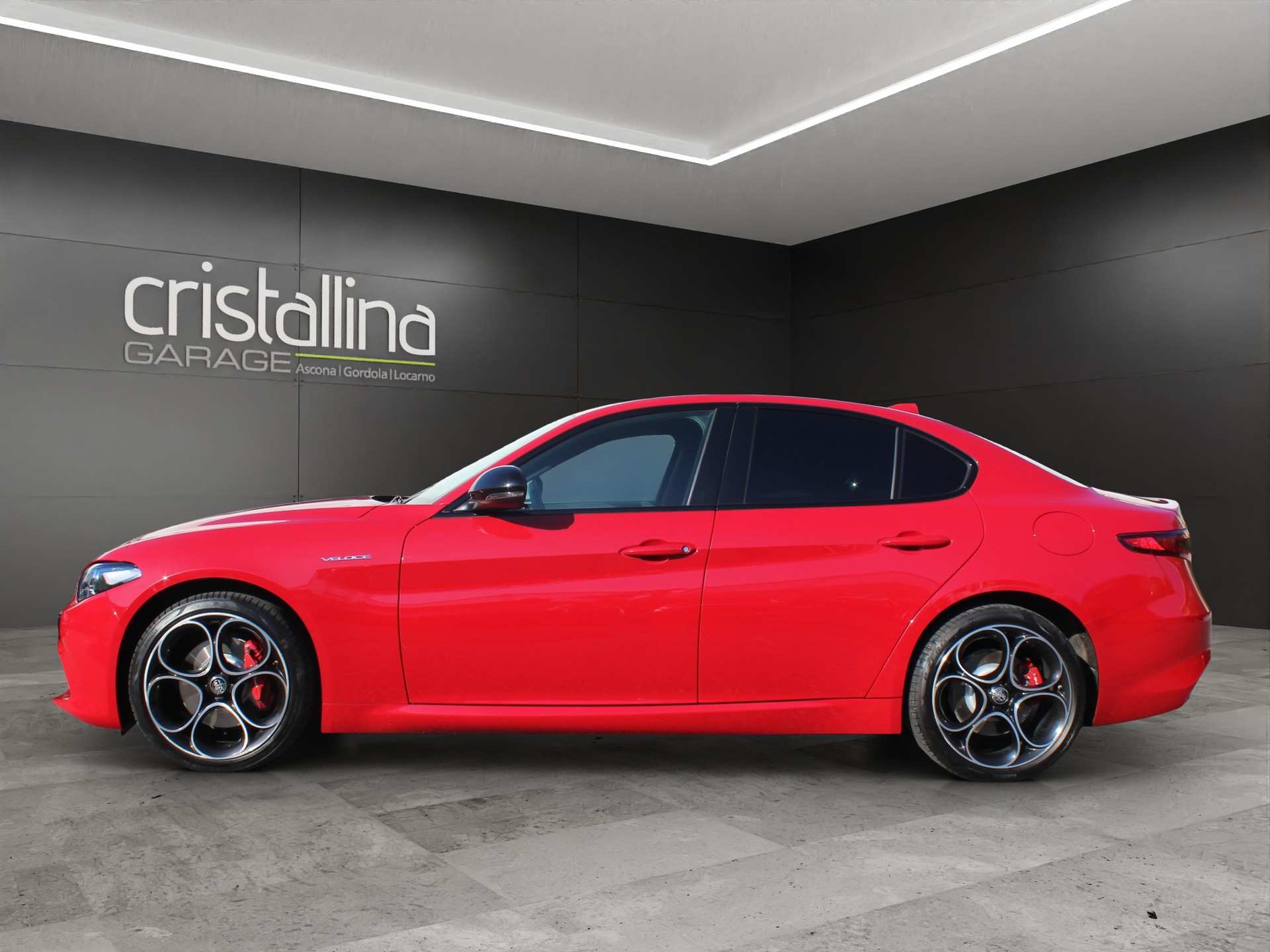 ALFA ROMEO Giulia 2.2 D Q4 210 Veloce-image-1